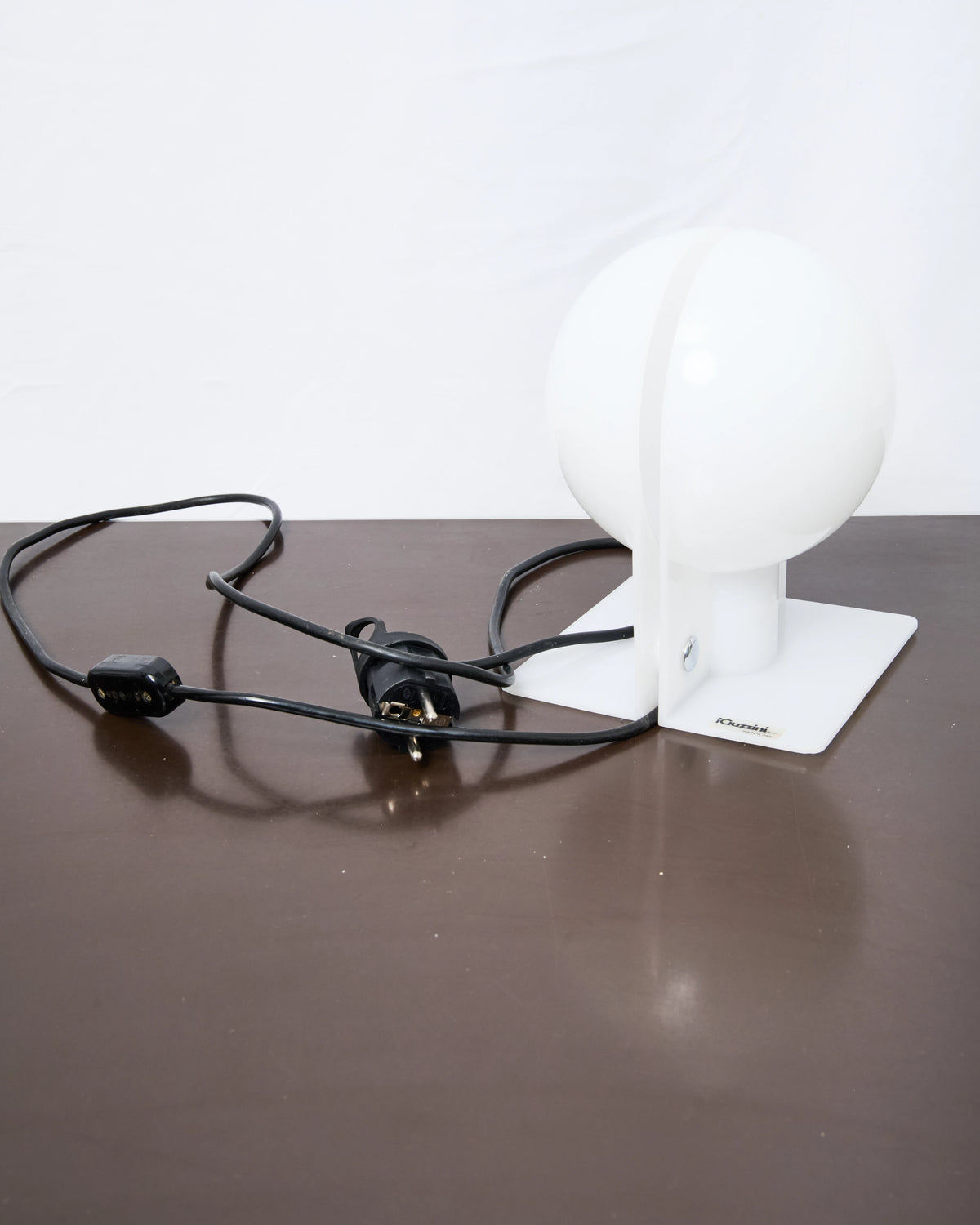 Table lamp and ashtray, Guzzini, 1970s