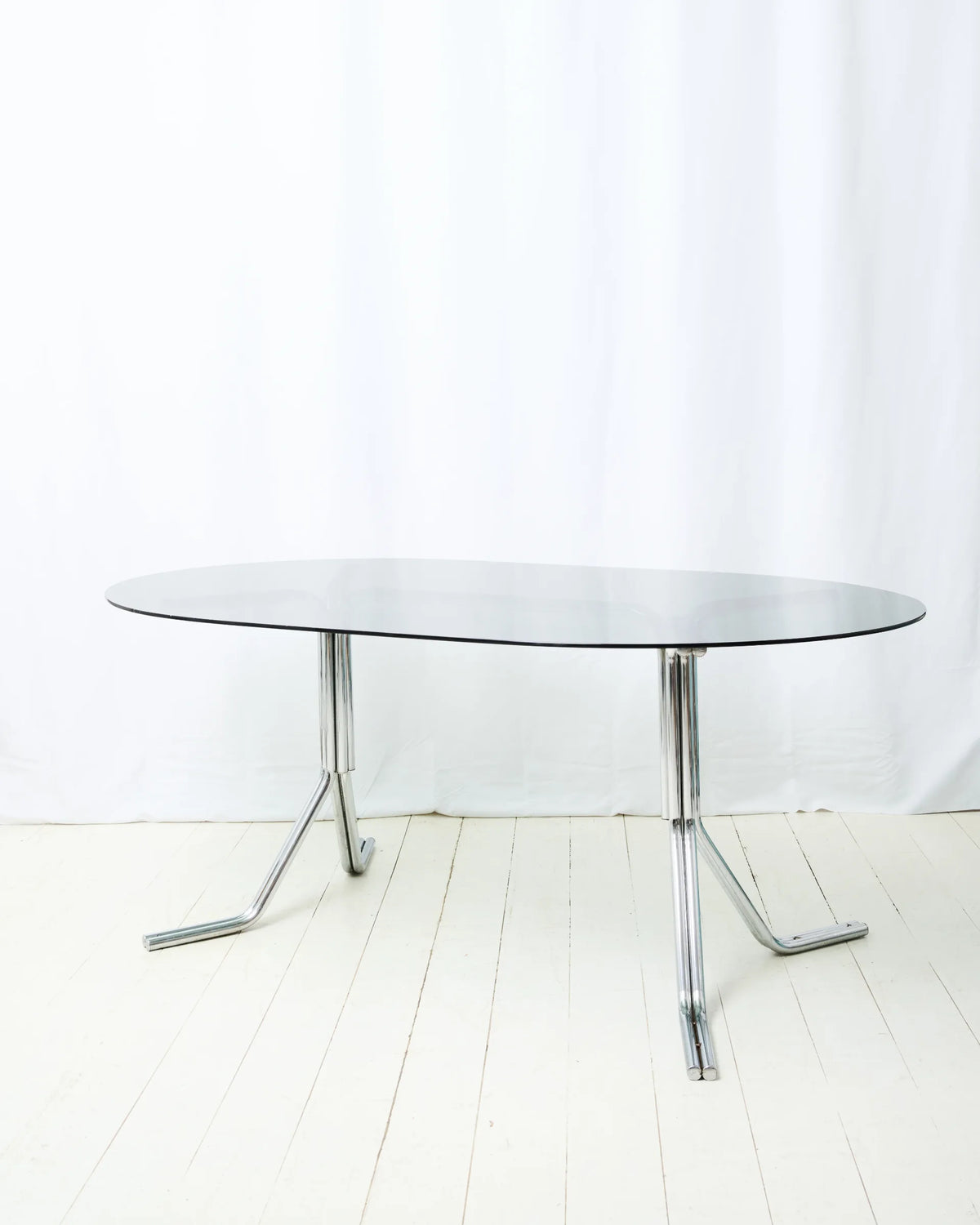 Table à manger avec double piètement tubulaire en chrome, 1970s