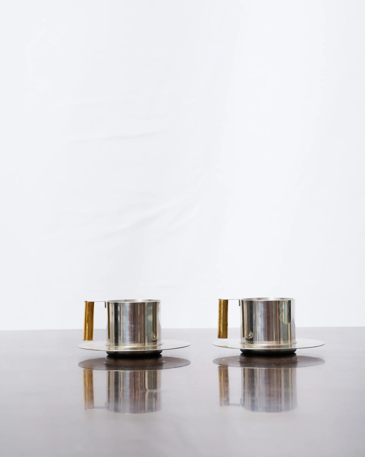 Paire de tasses et sous-tasses, Vemi, Italie, 1970