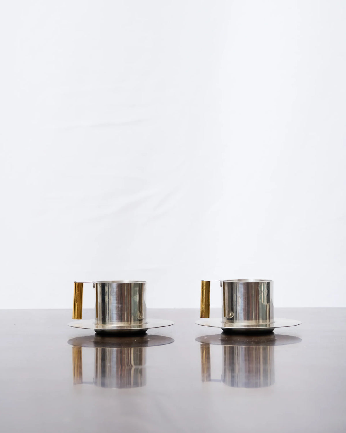 Paire de tasses et sous-tasses, Vemi, Italie, 1970