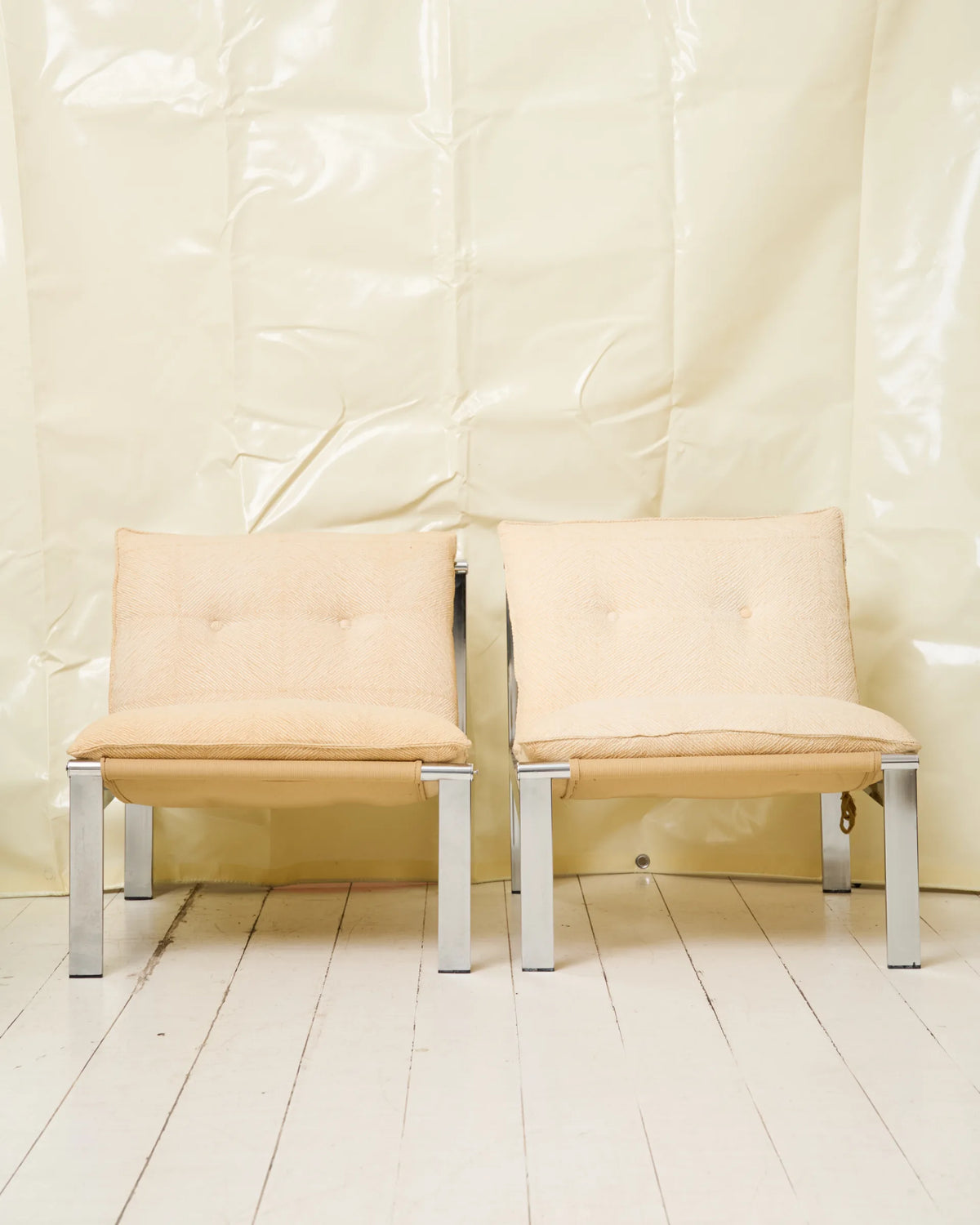 Beige lounge chair with chrome frame (1 of 2), Italy, 1980s