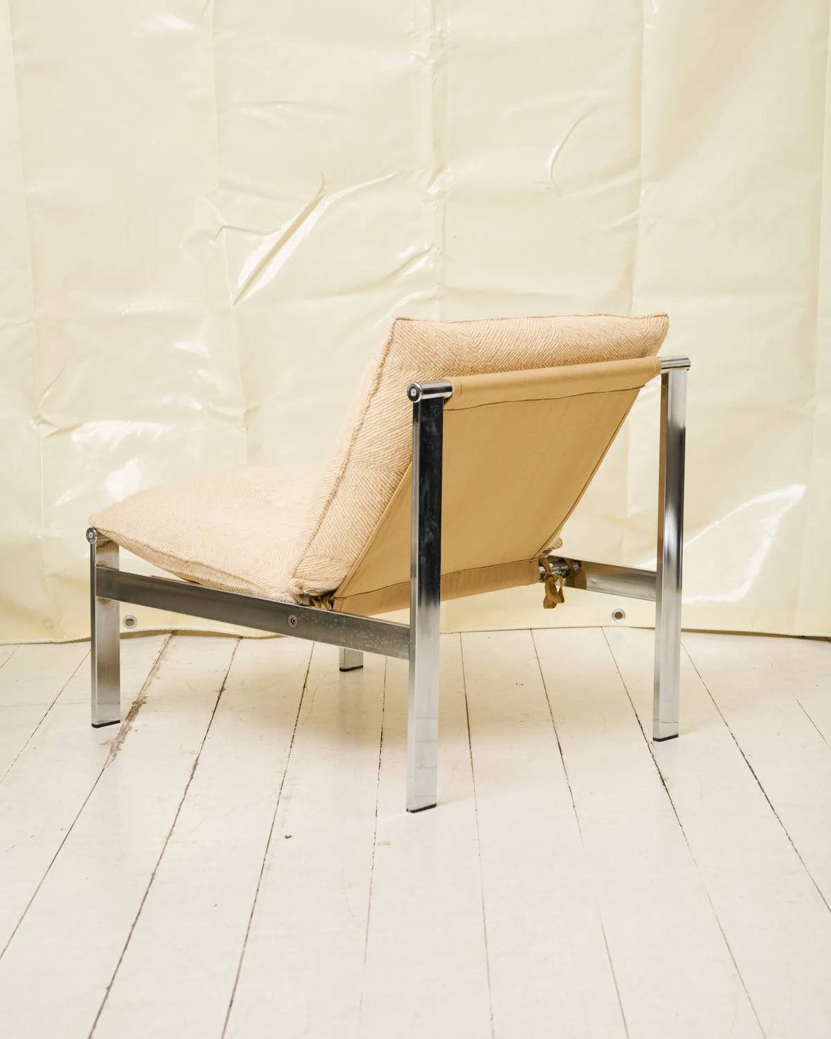 Beige lounge chair with chrome frame (1 of 2), Italy, 1980s