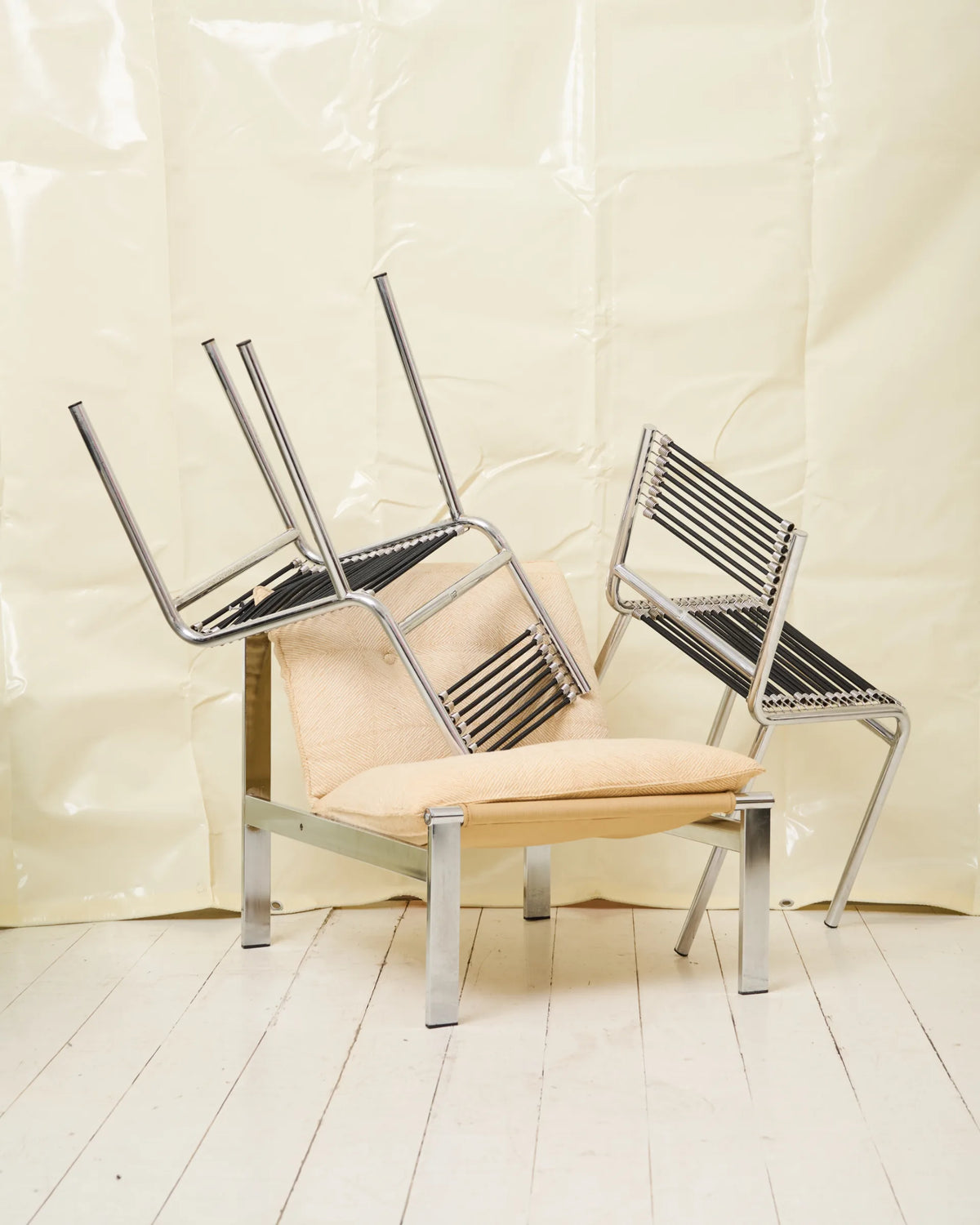 Beige lounge chair with chrome frame (1 of 2), Italy, 1980s