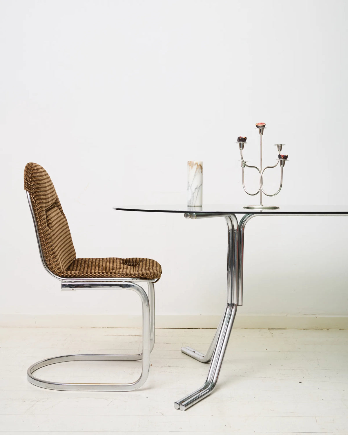 Chaise en chrome (1 sur 5), attribuée à Willy Rizzo, Italie, 1970s