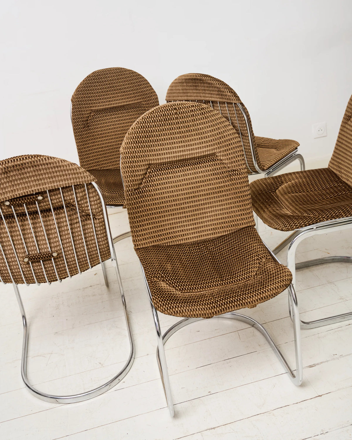 Chaise en chrome (1 sur 5), attribuée à Willy Rizzo, Italie, 1970s