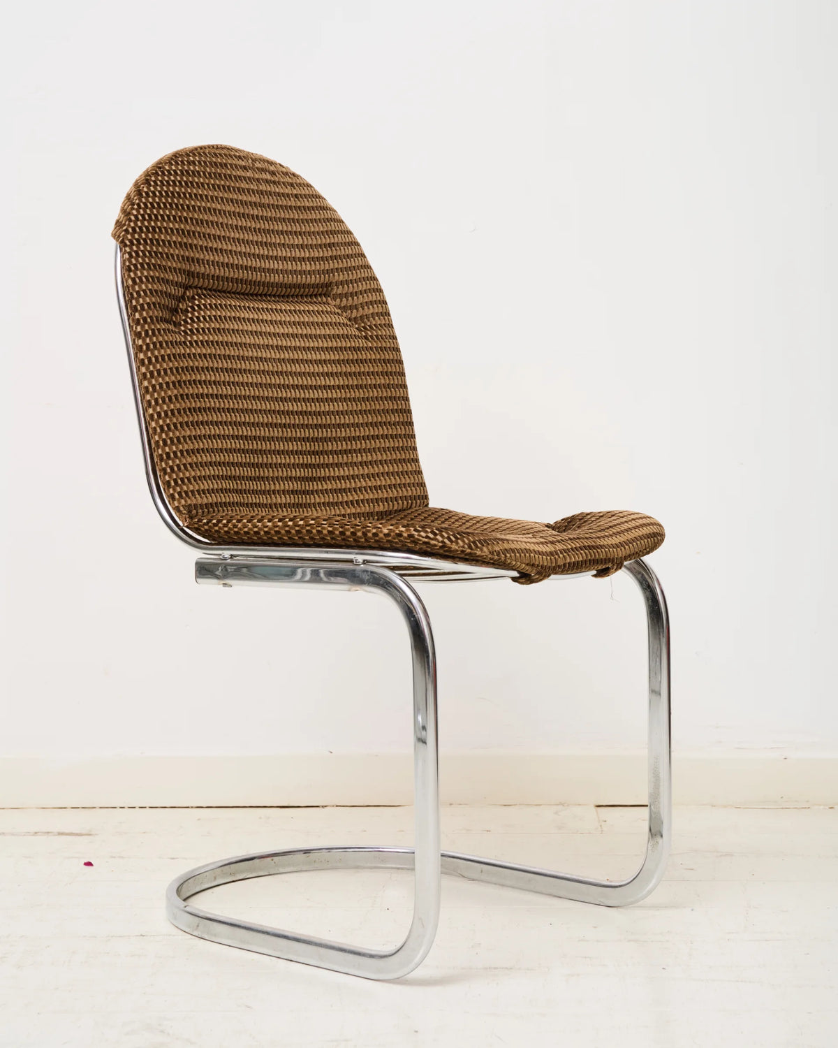 Chaise en chrome (1 sur 5), attribuée à Willy Rizzo, Italie, 1970s
