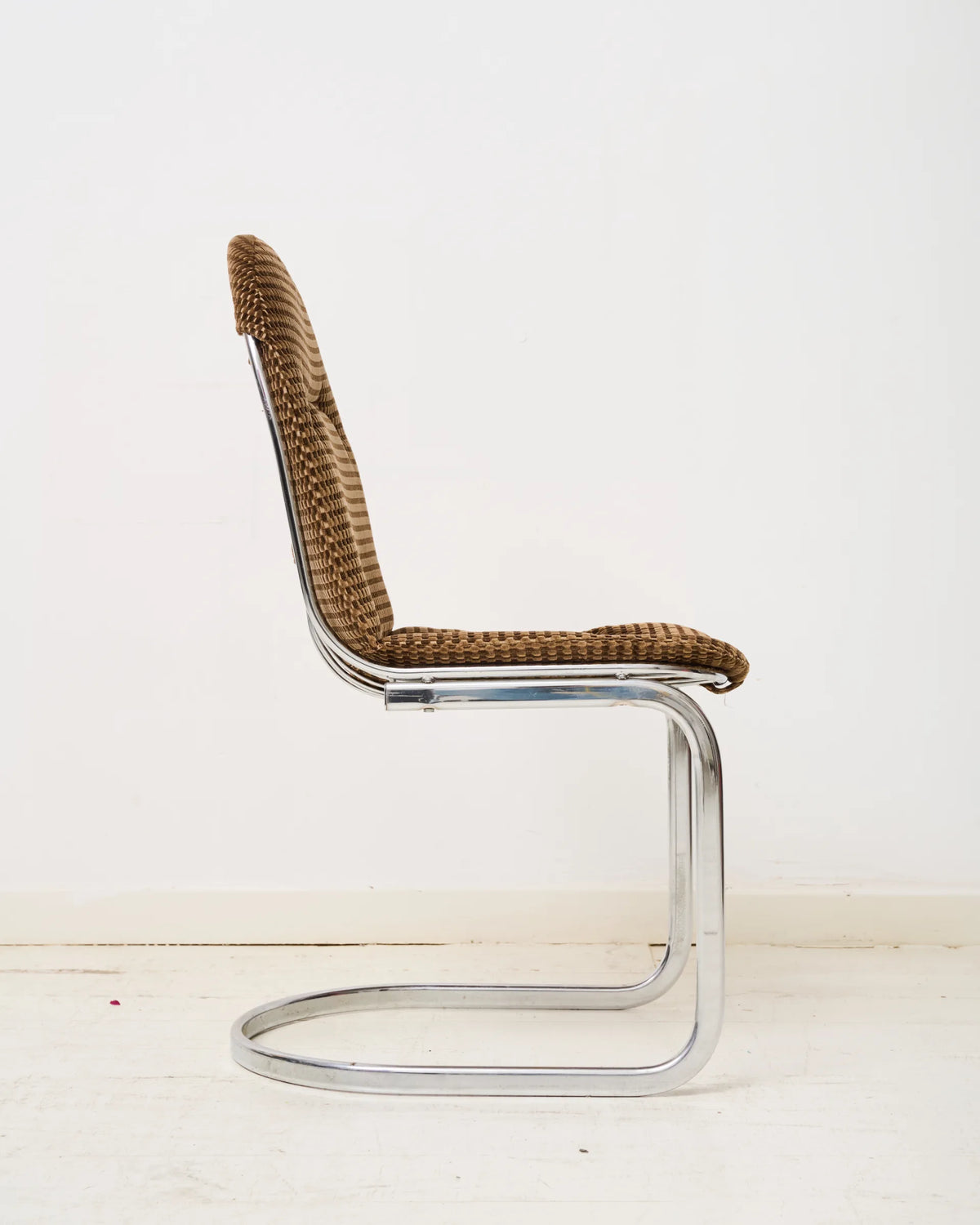Chaise en chrome (1 sur 5), attribuée à Willy Rizzo, Italie, 1970s