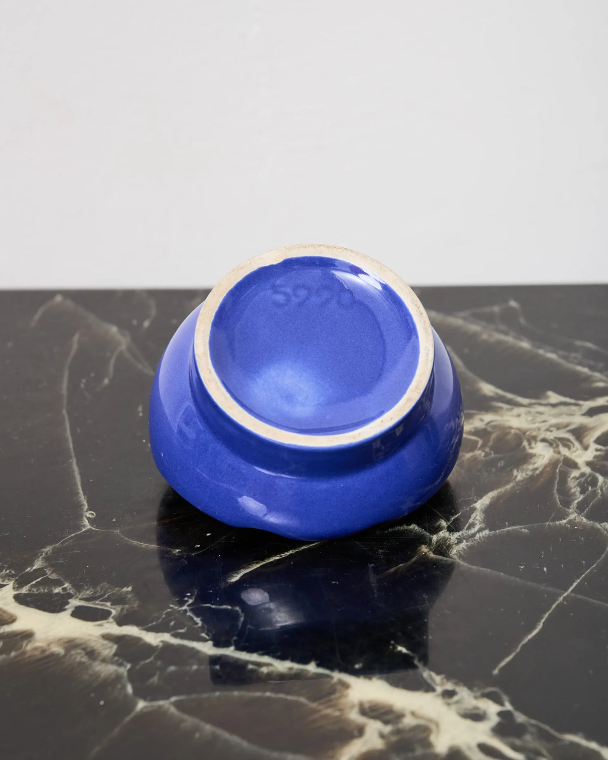 Blue ceramic ashtray, attr. Gabbianelli, 1970s