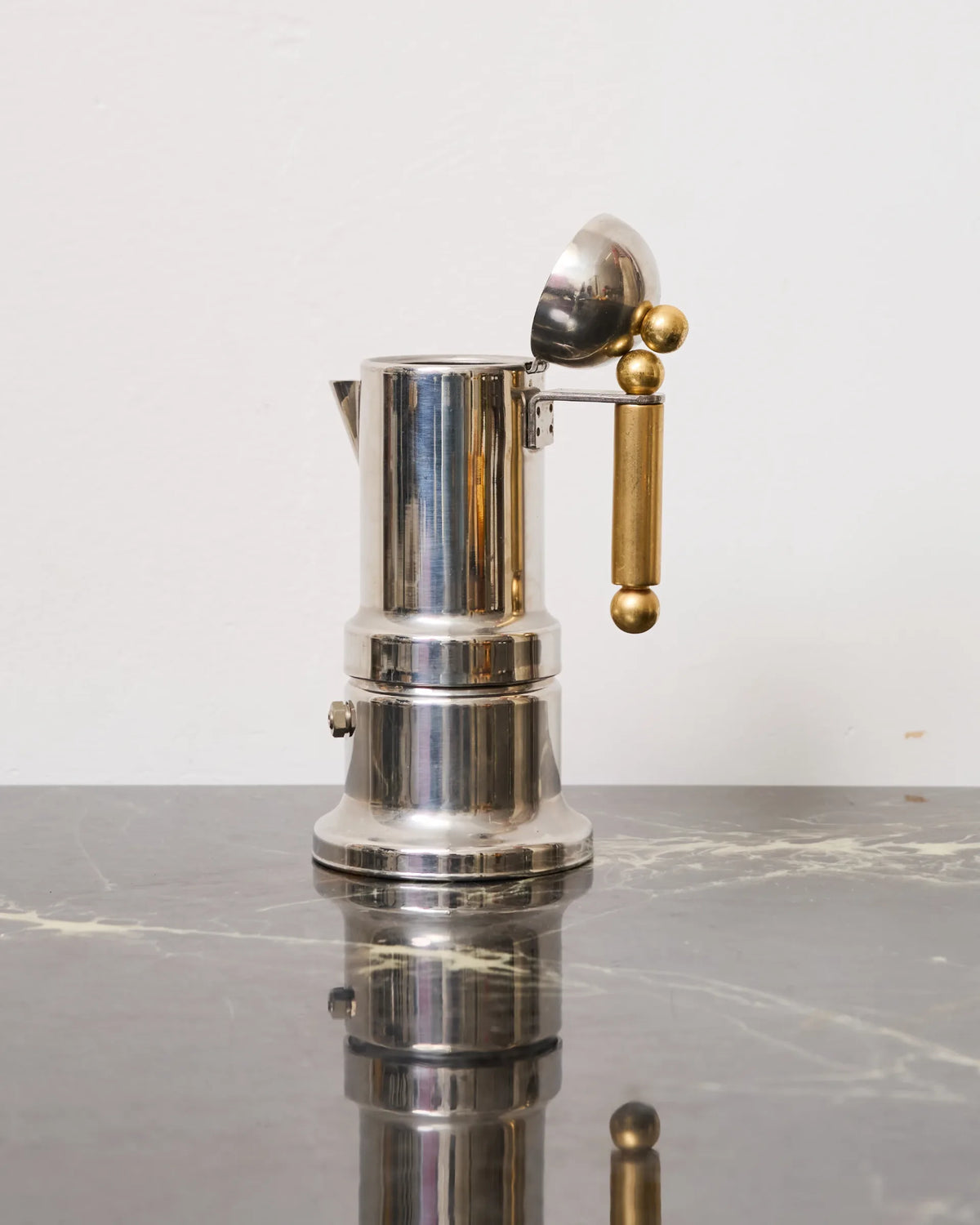 Coffee maker and milk jug, Vev vigano, Kontessa, 1980s