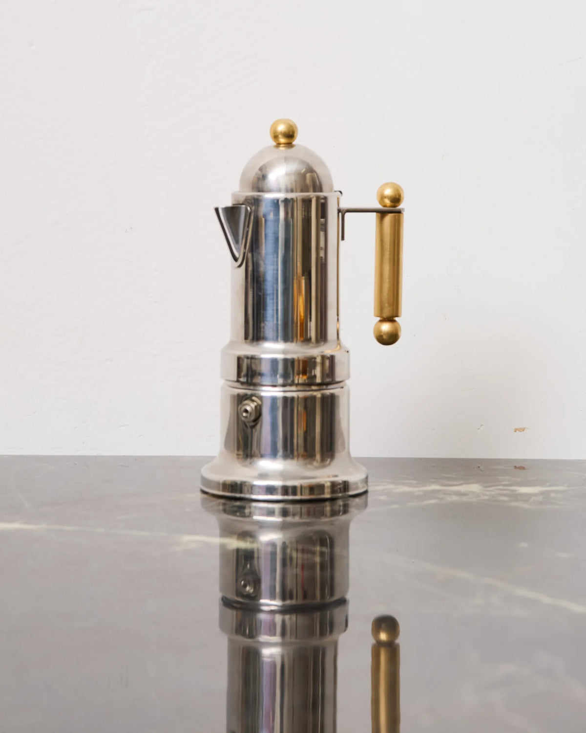 Coffee maker and milk jug, Vev vigano, Kontessa, 1980s