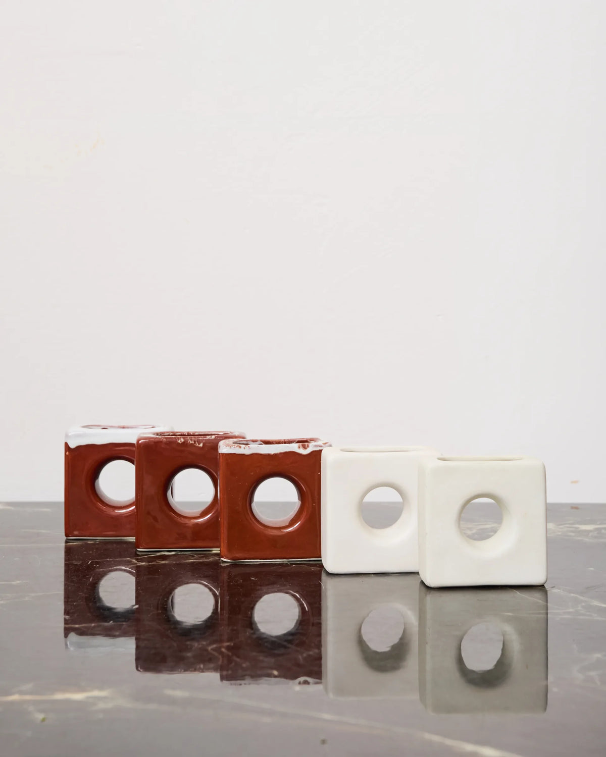 Mini vase marron ajouré (1 sur 3), dlg Bertoncello, Italie, 1970s