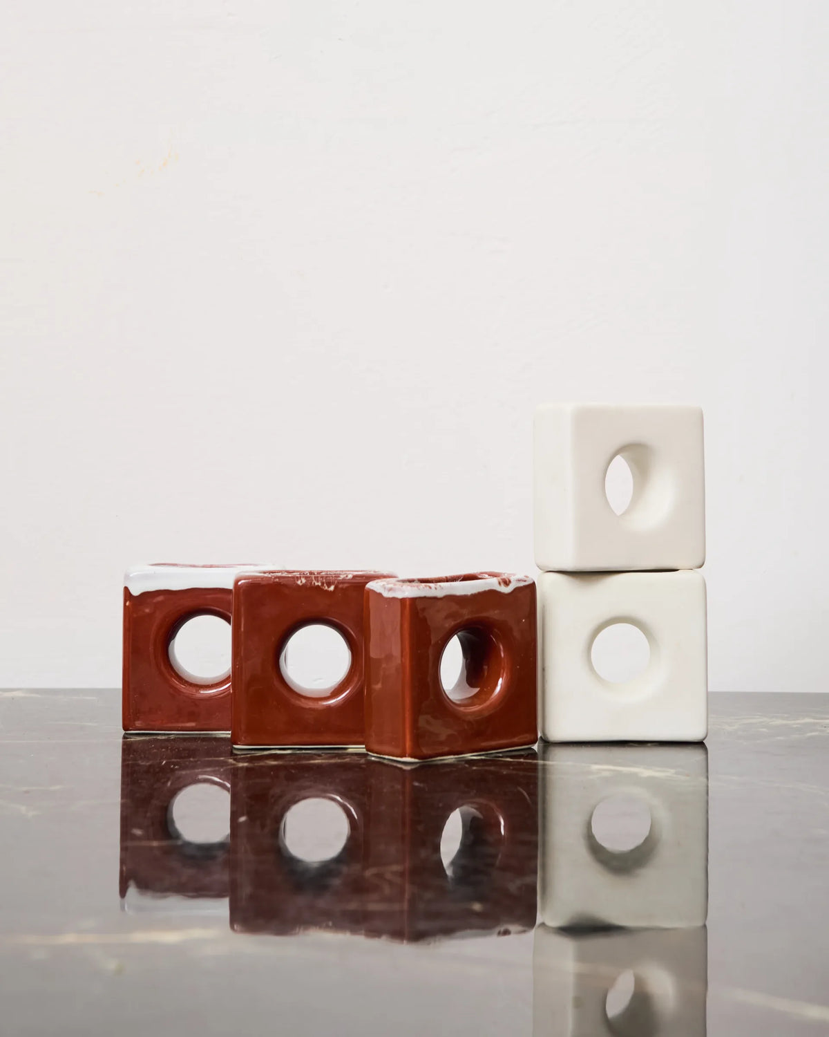 Mini vase marron ajouré (1 sur 3), dlg Bertoncello, Italie, 1970s