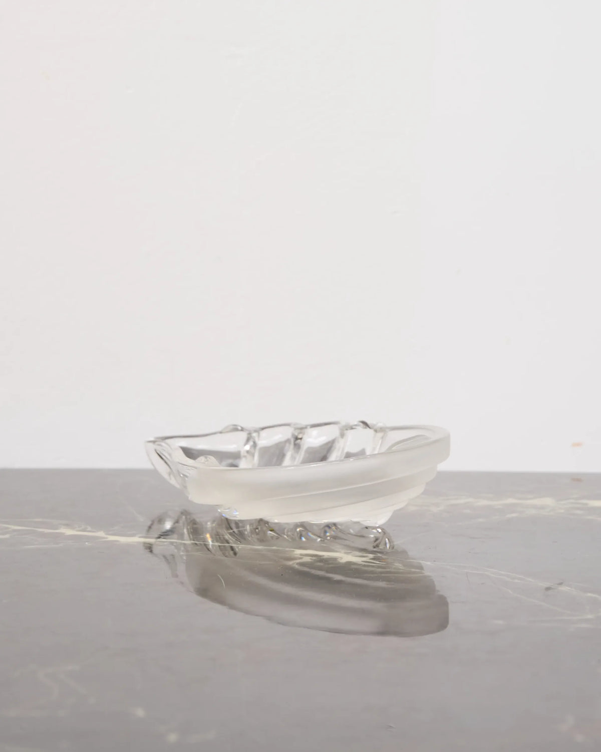Two-tone Murano glass seashell trinket tray, Germany