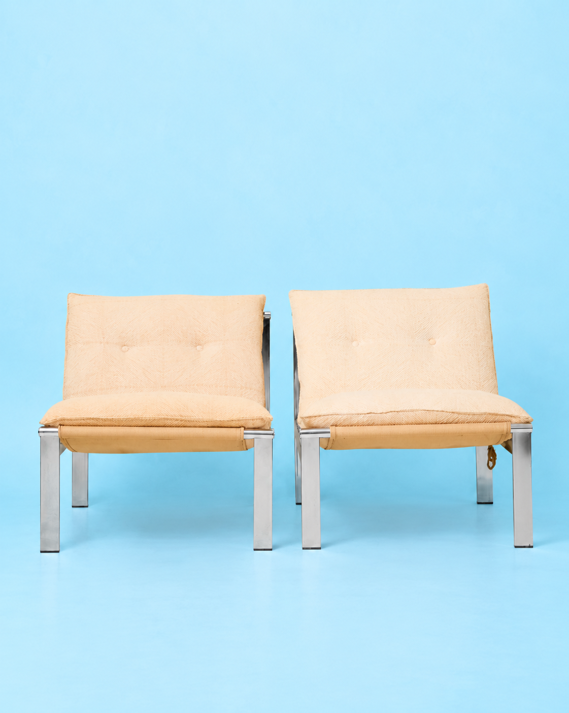 Beige lounge chair with chrome frame (1 of 2), Italy, 1980s