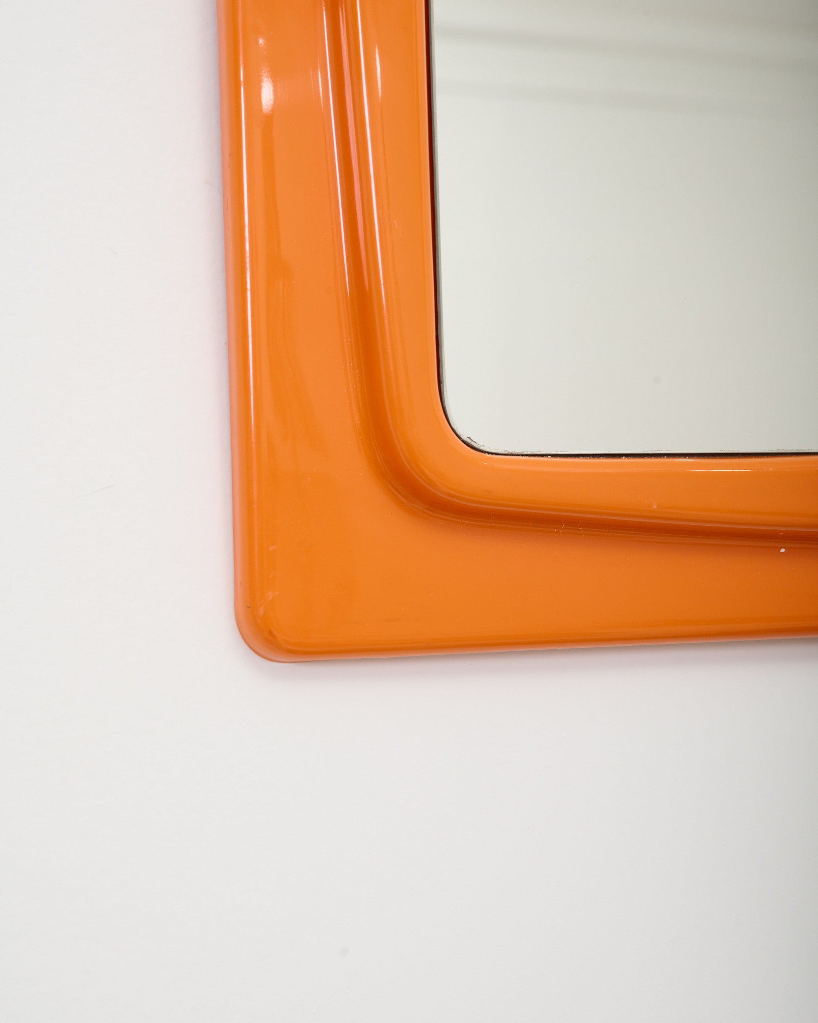 Miroir orange, 1970-1980