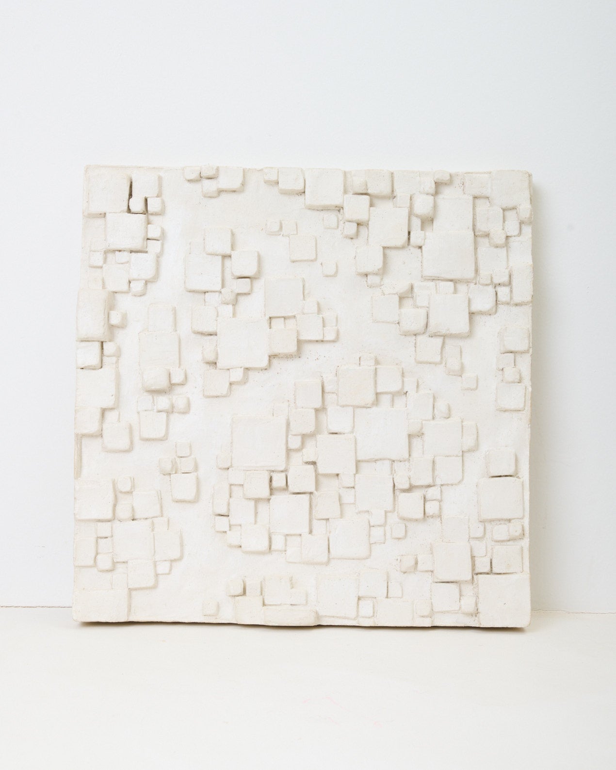 Sculpture murale brutaliste