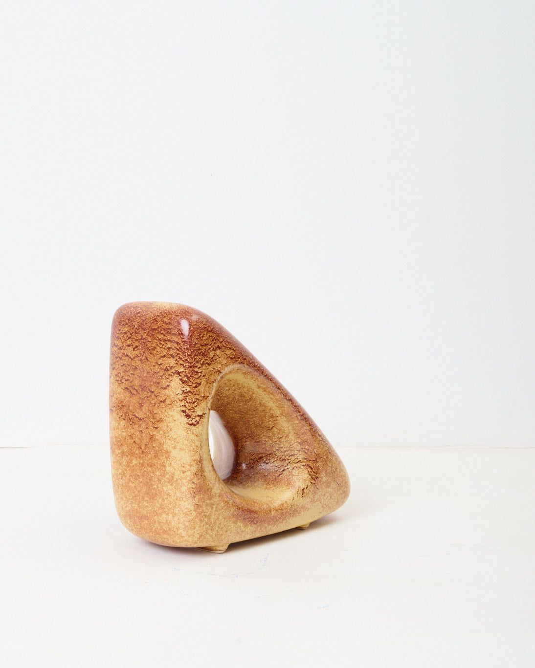 Vase sculptural par Roberto Rigon pour Bertoncello, forme triangle, 1970s