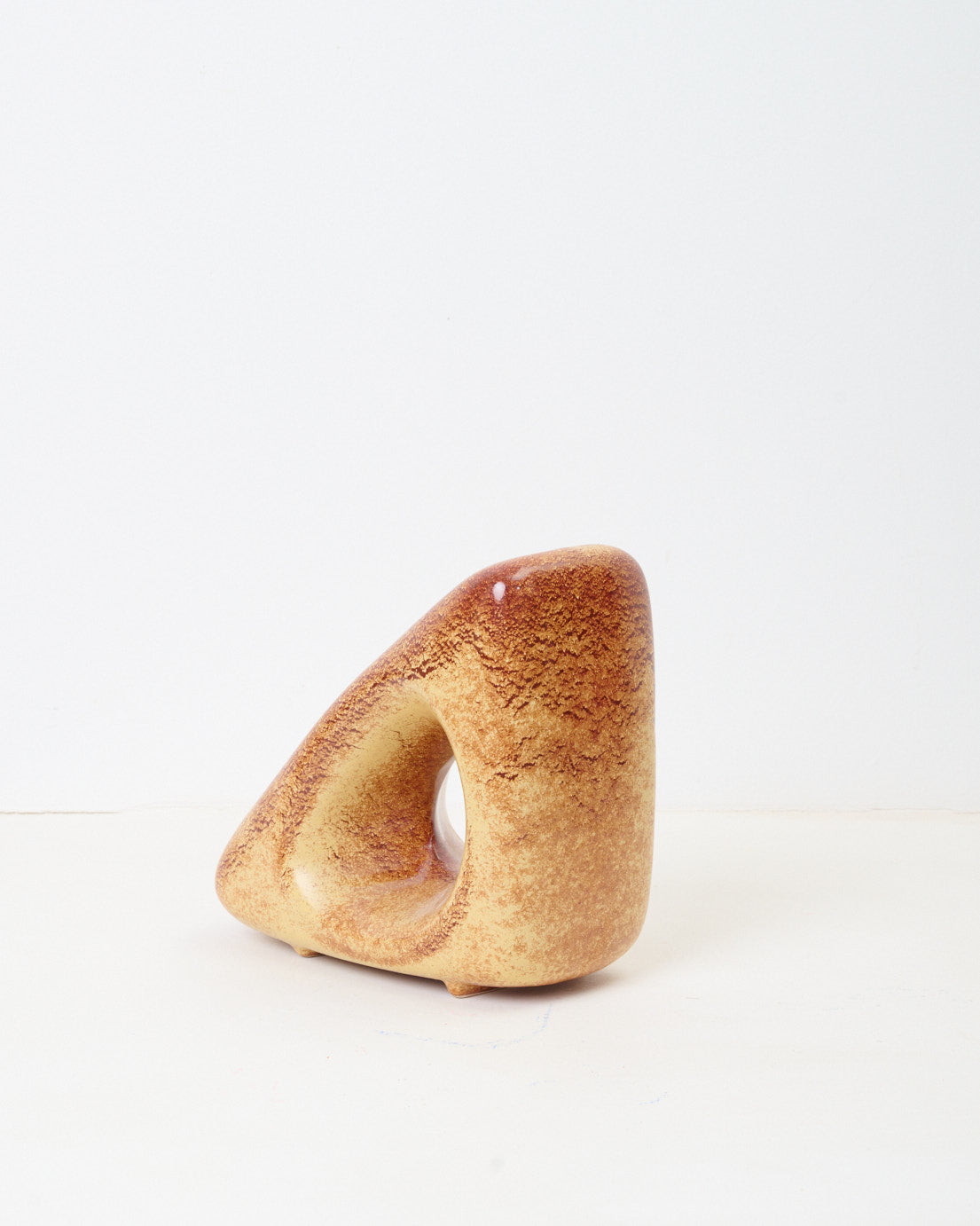 Vase sculptural par Roberto Rigon pour Bertoncello, forme triangle, 1970s