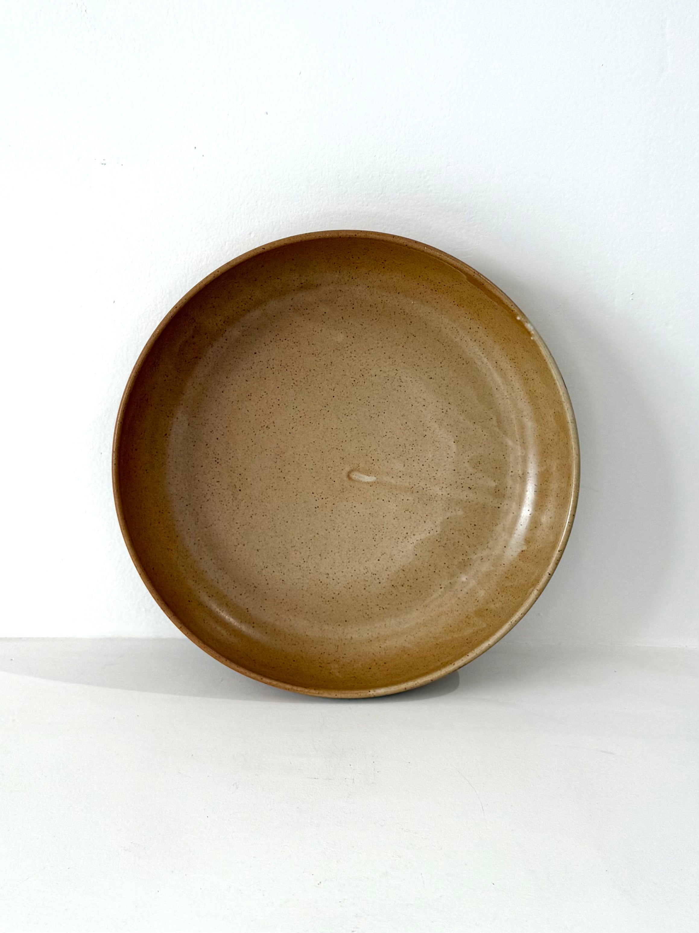 Plat de service en grès, 1970s