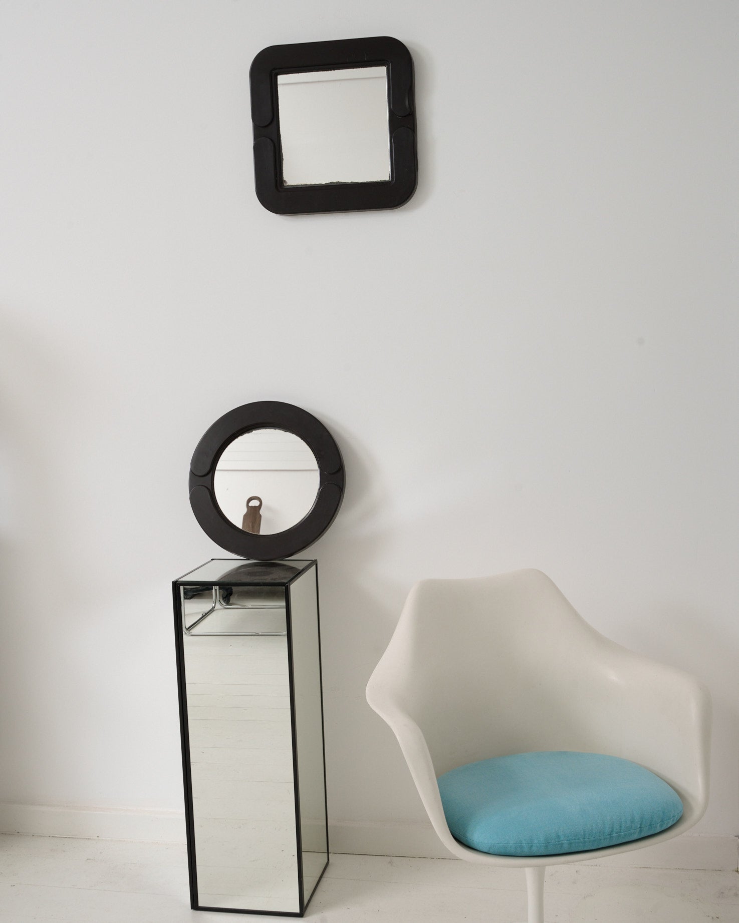 Miroir Space age carré noir, 1970-1980
