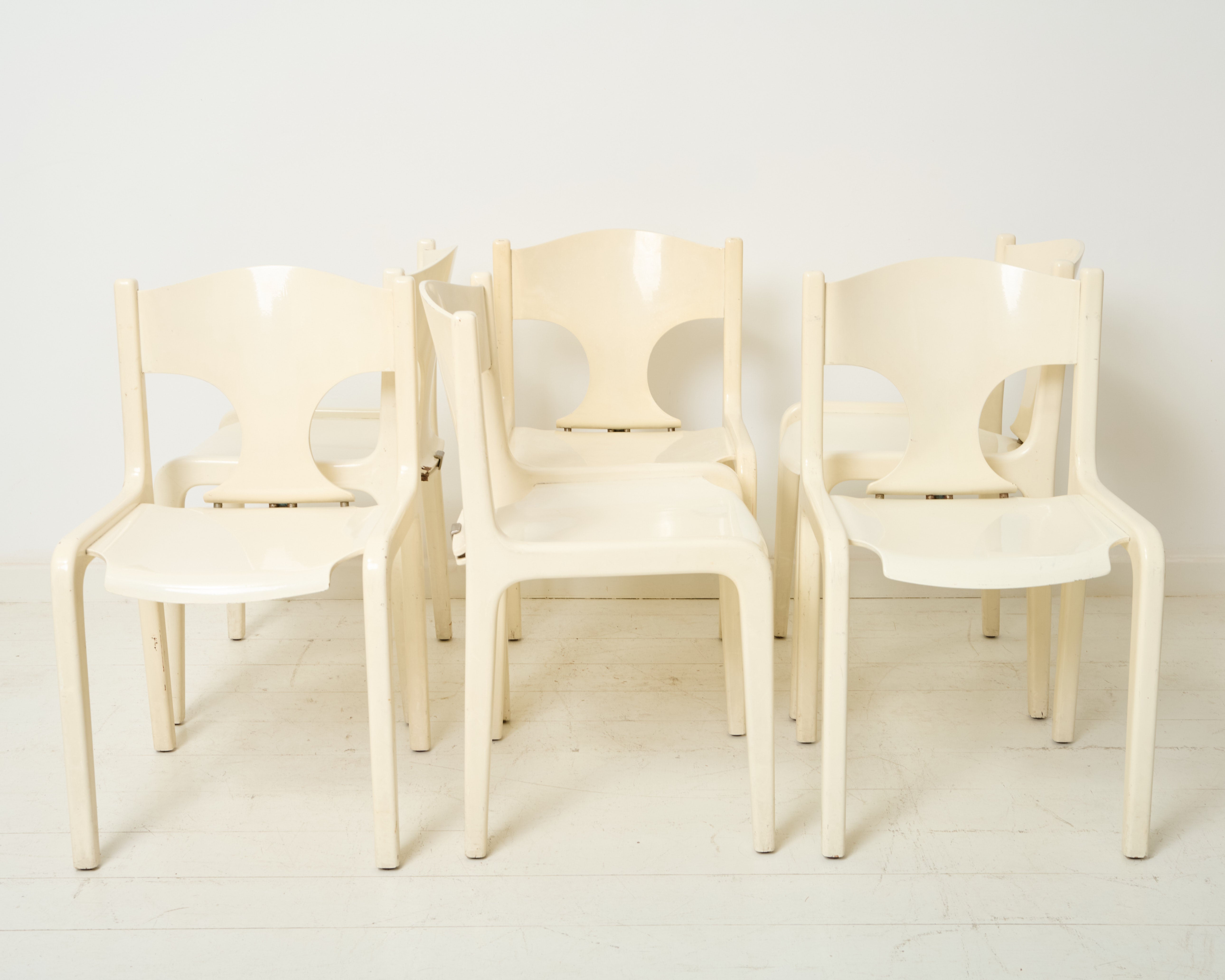 Lacquered wooden chairs (6), Augusto Savini, Pozzi, 1968