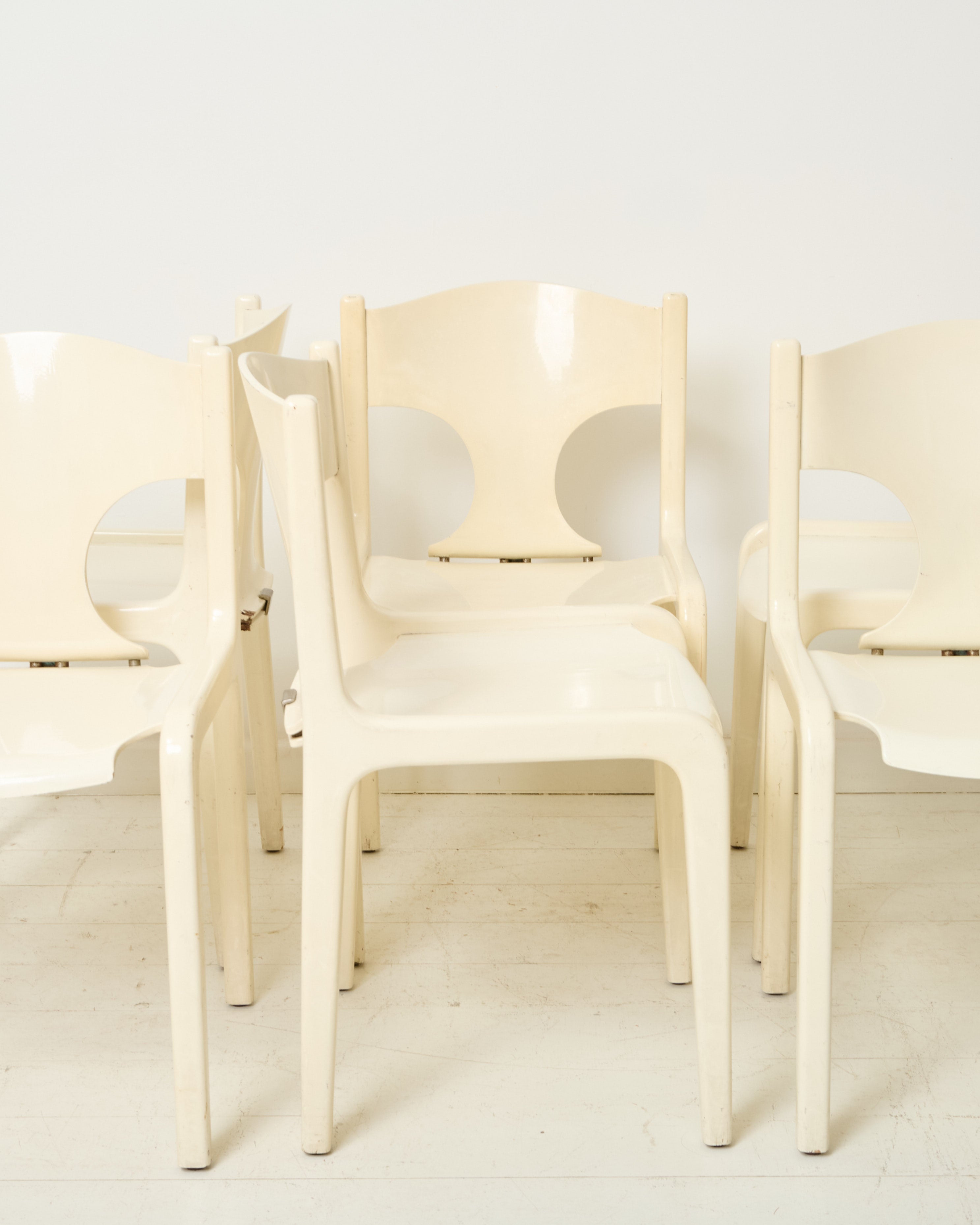 Lacquered wooden chairs (6), Augusto Savini, Pozzi, 1968