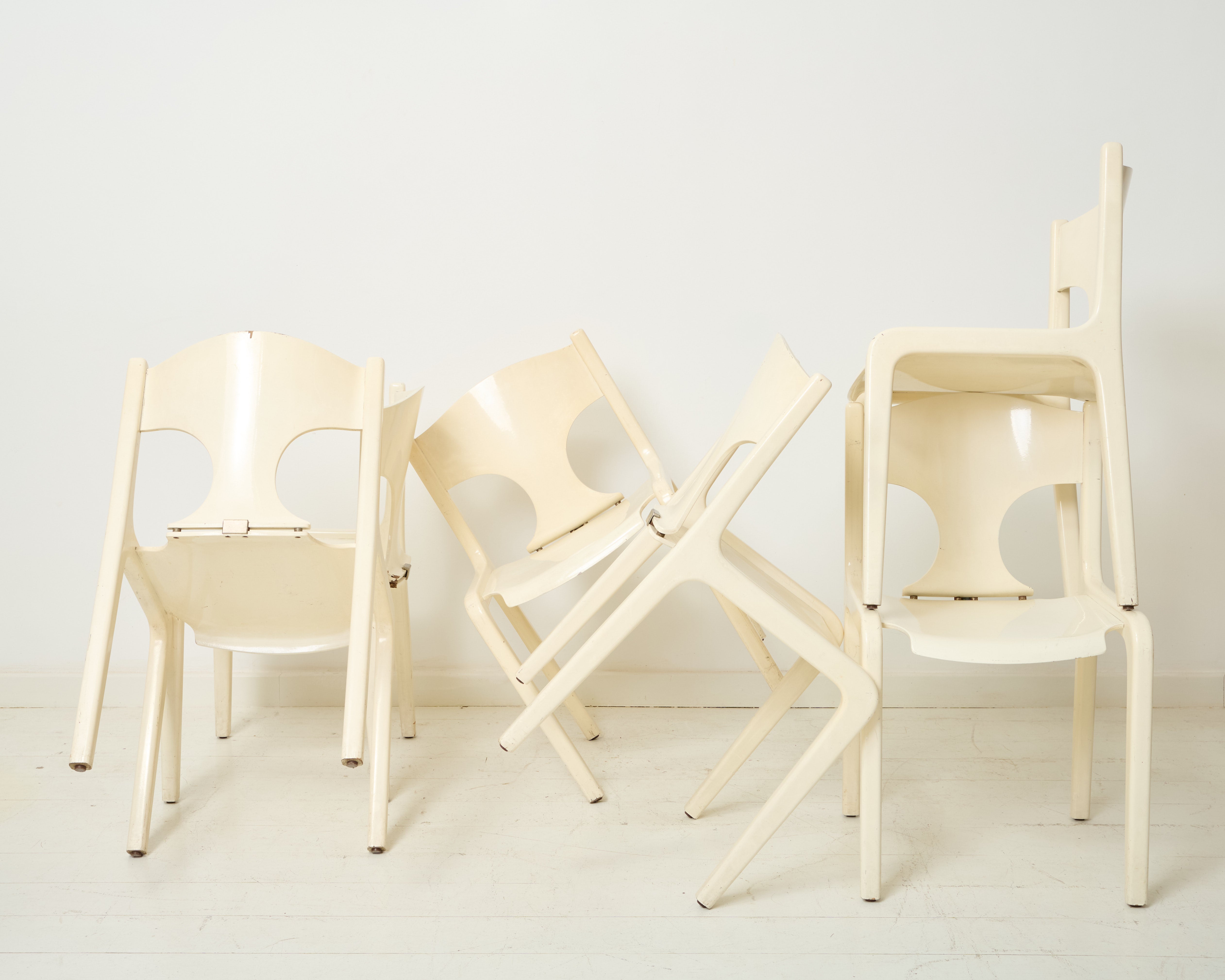 Lacquered wooden chairs (6), Augusto Savini, Pozzi, 1968