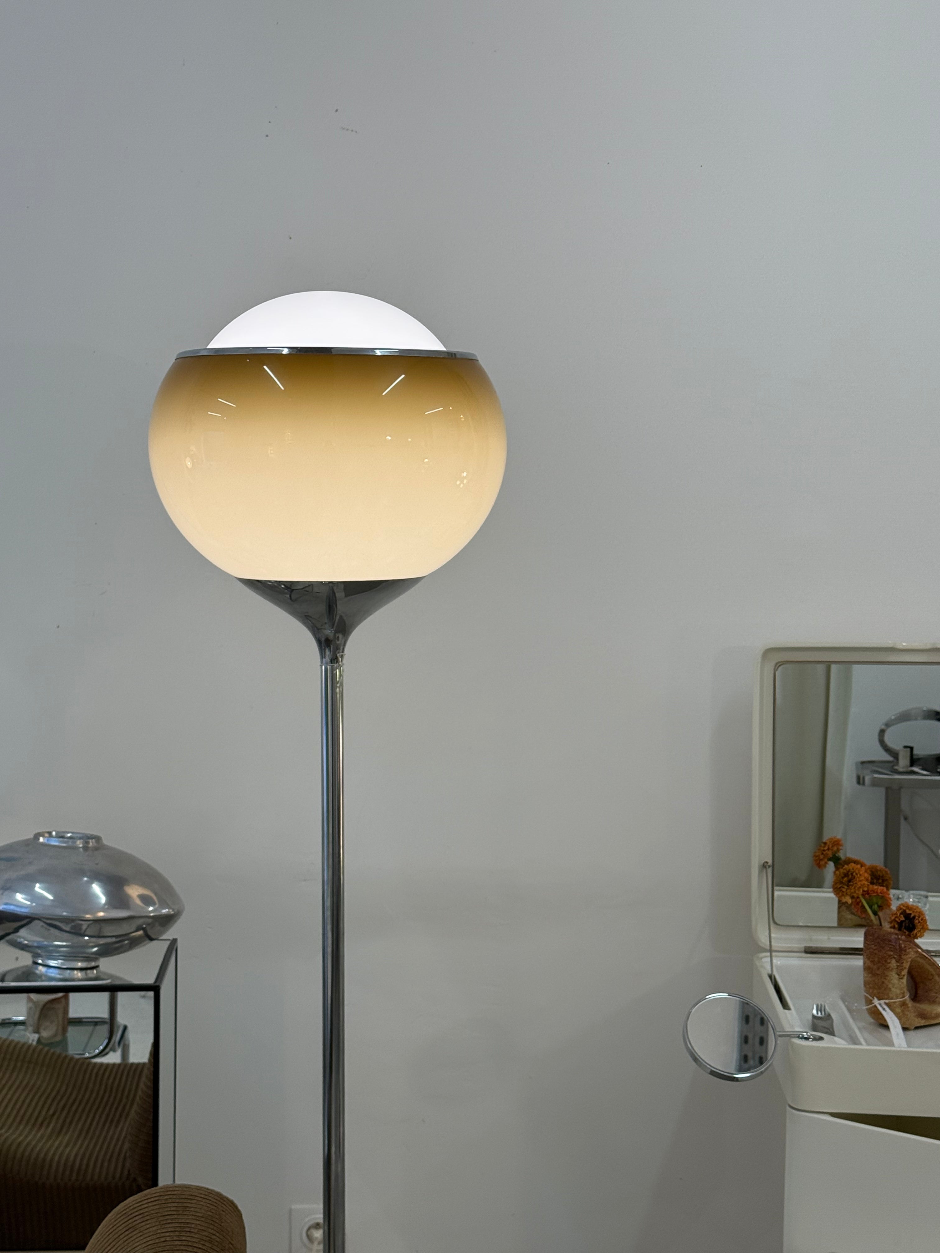 Lampadaire "Bud Grande", Guzzini,  1970s