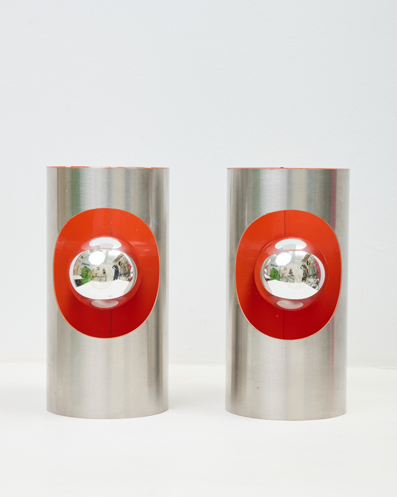 Paire d'appliques space age rouges, Oxar, 1970s