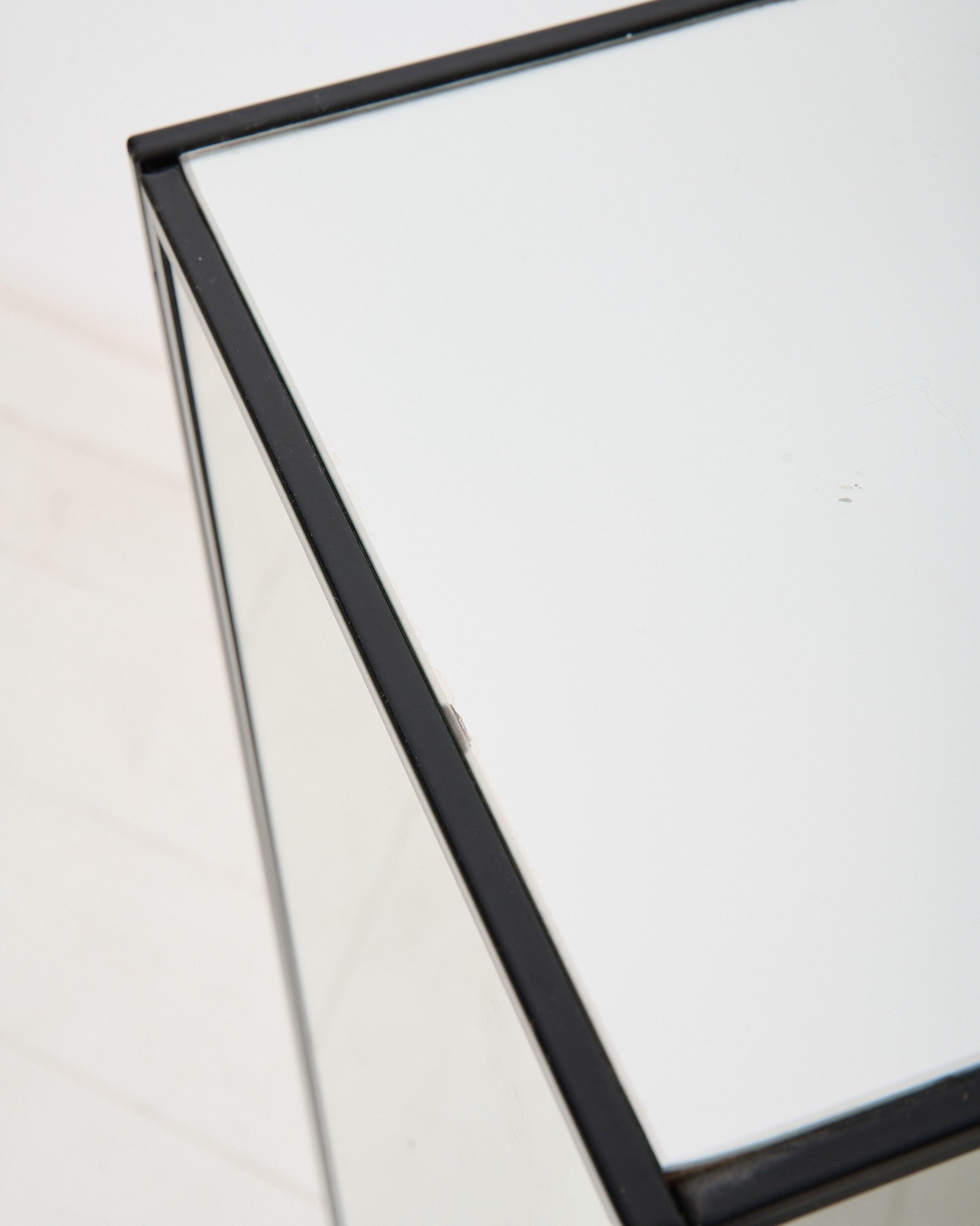 Duo de colonnes miroir, 1990s