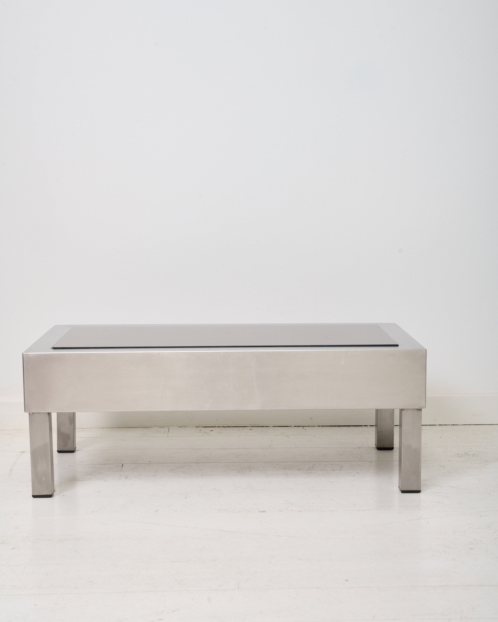 Ensemble table basse et desserte en acier brossé, 1980s