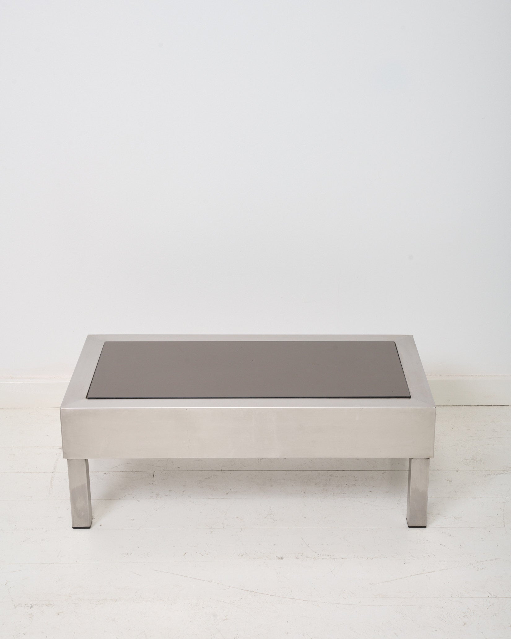 Ensemble table basse et desserte en acier brossé, 1980s