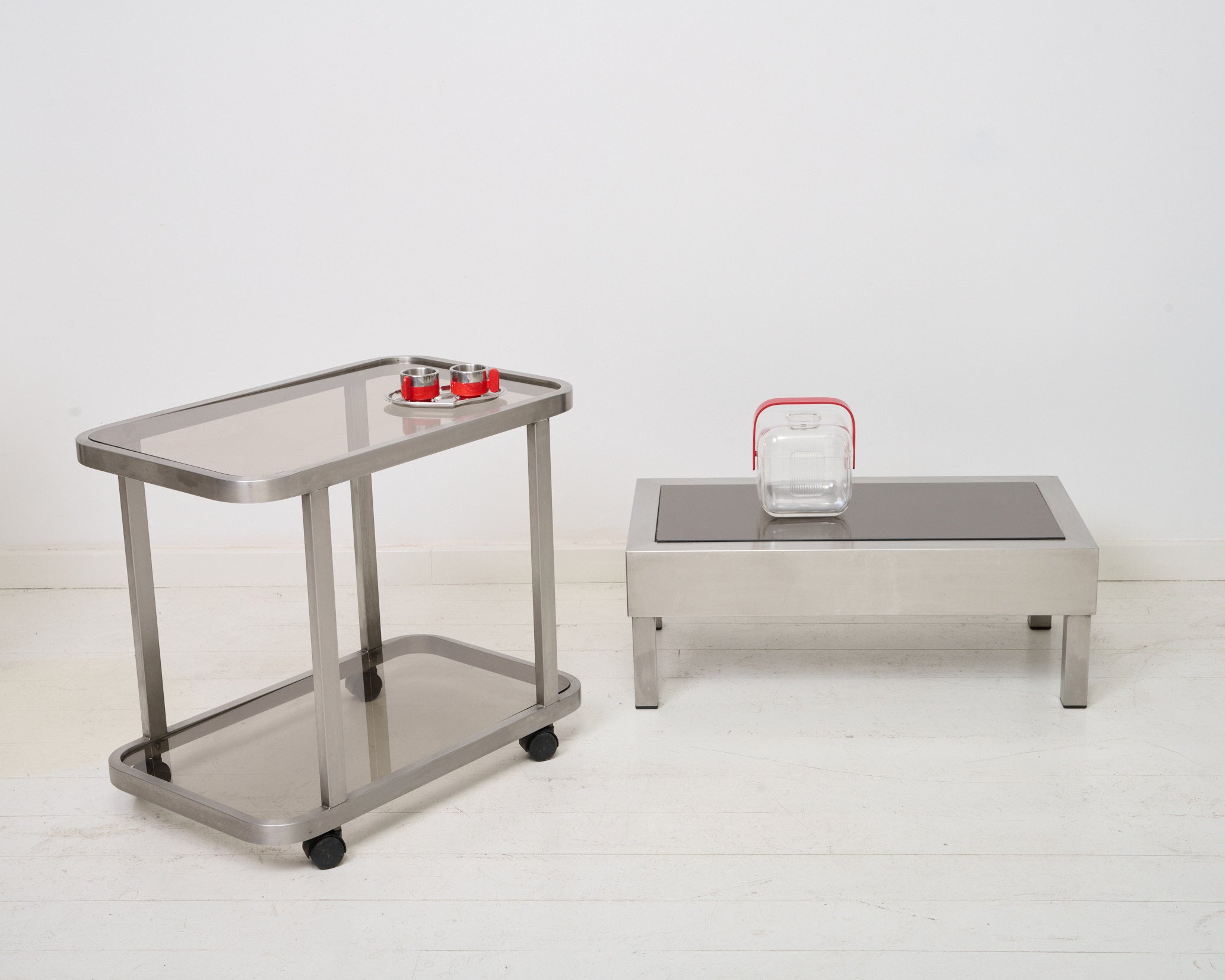 Ensemble table basse et desserte en acier brossé, 1980s