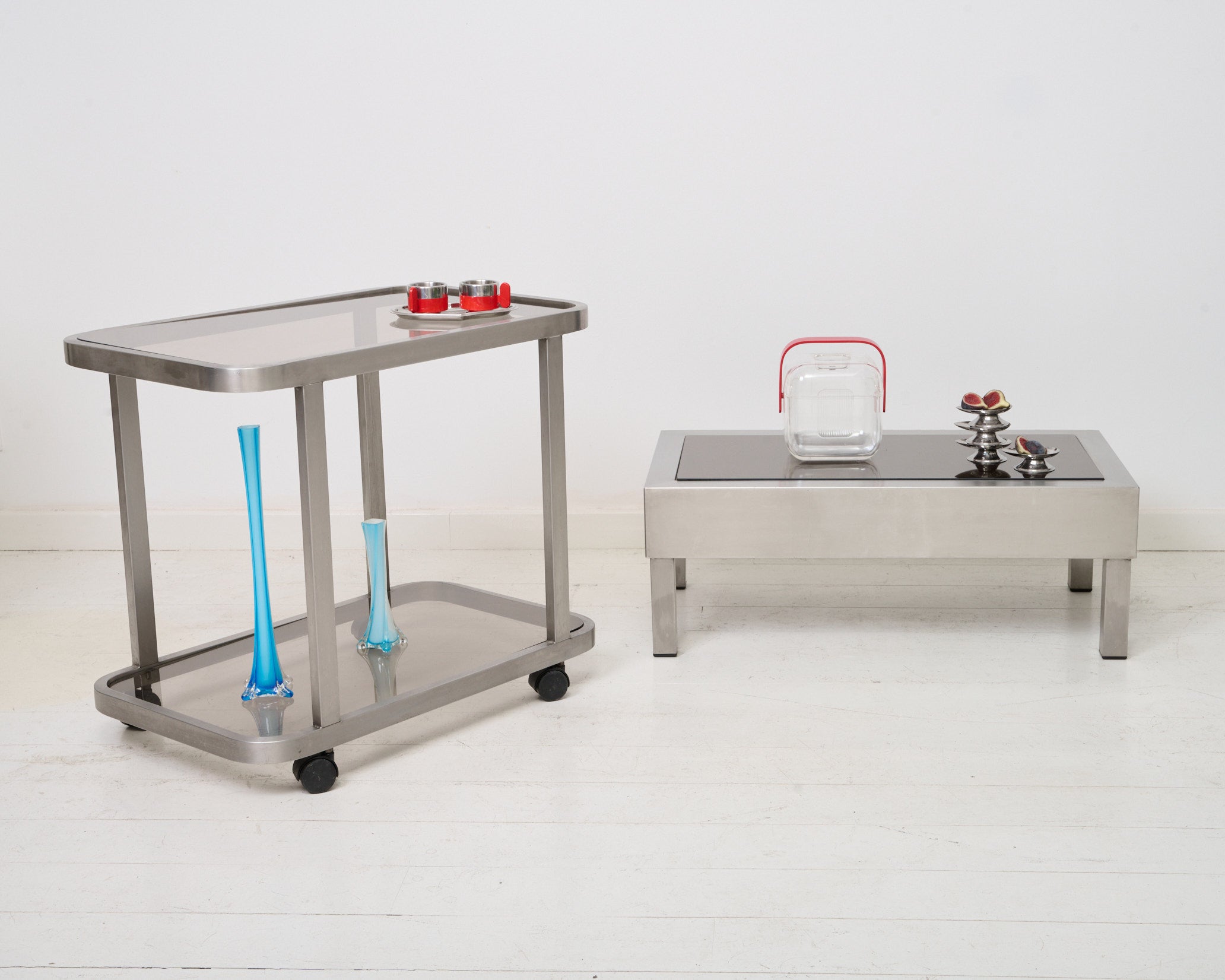 Ensemble table basse et desserte en acier brossé, 1980s