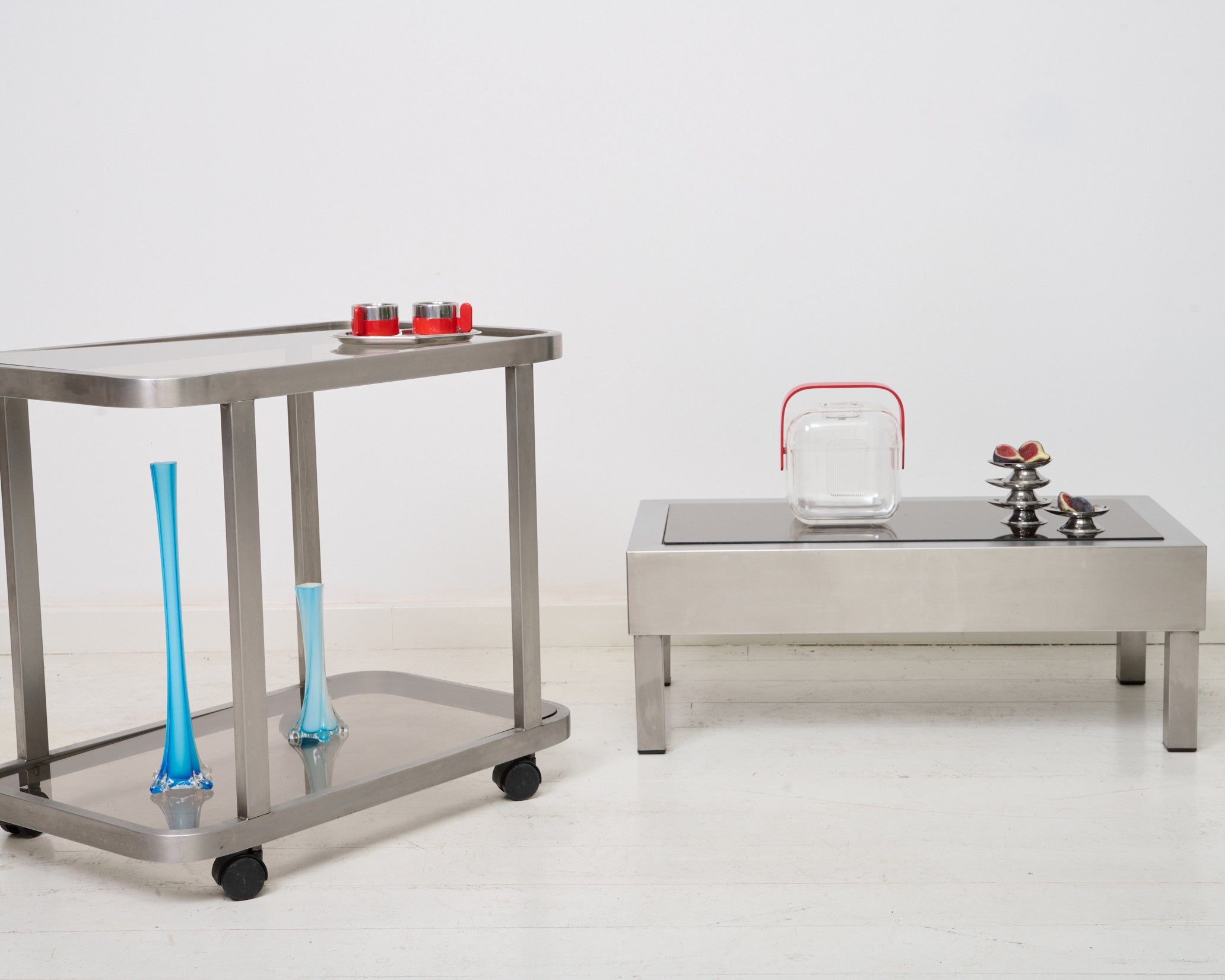 Ensemble table basse et desserte en acier brossé, 1980s