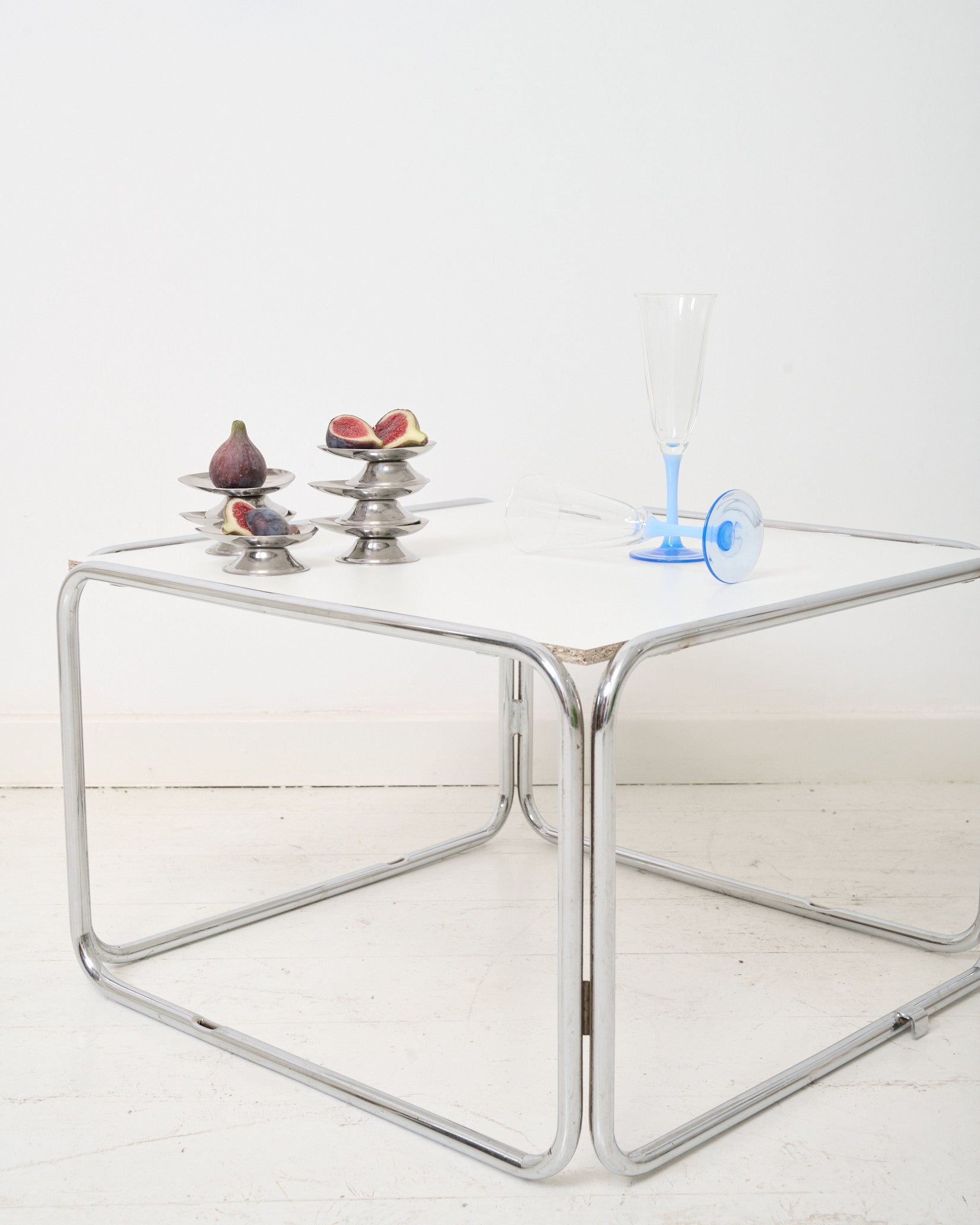 Table basse tubulaire, 1970s