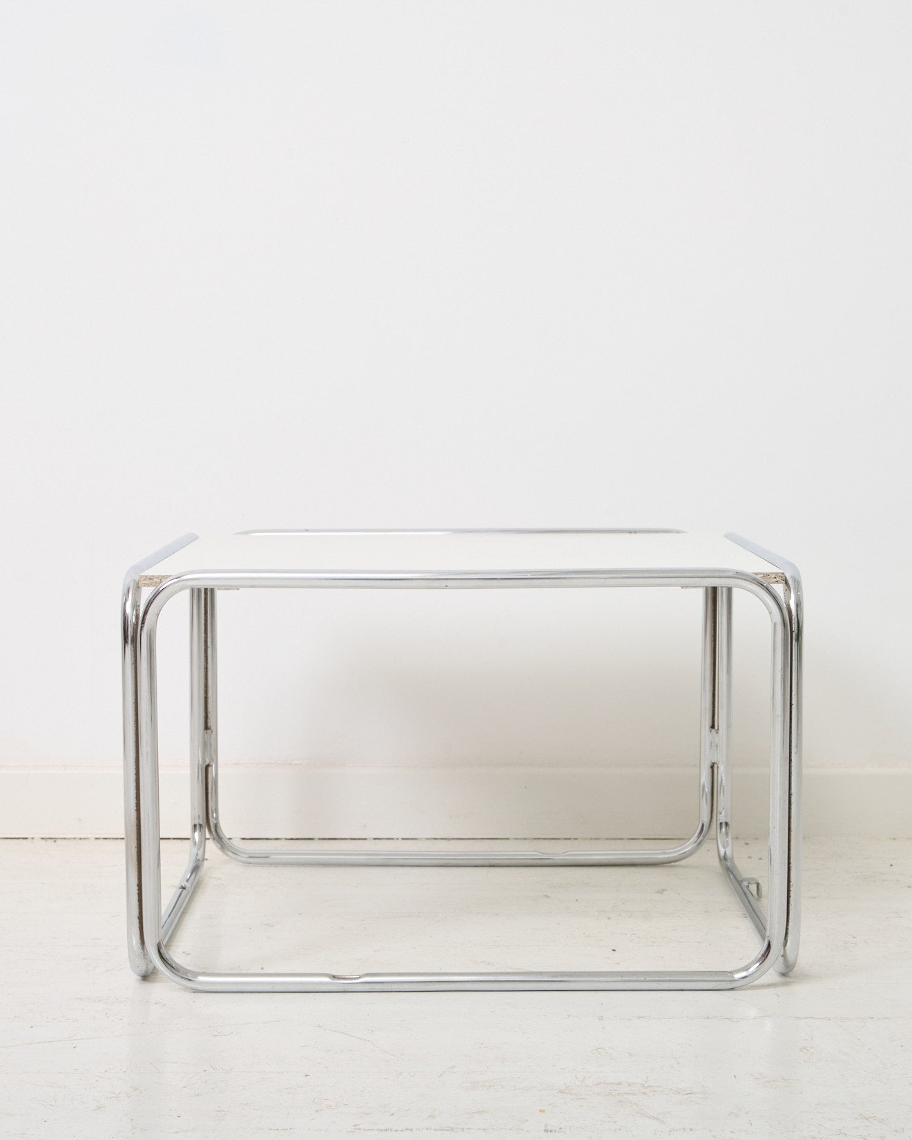 Table basse tubulaire, 1970s