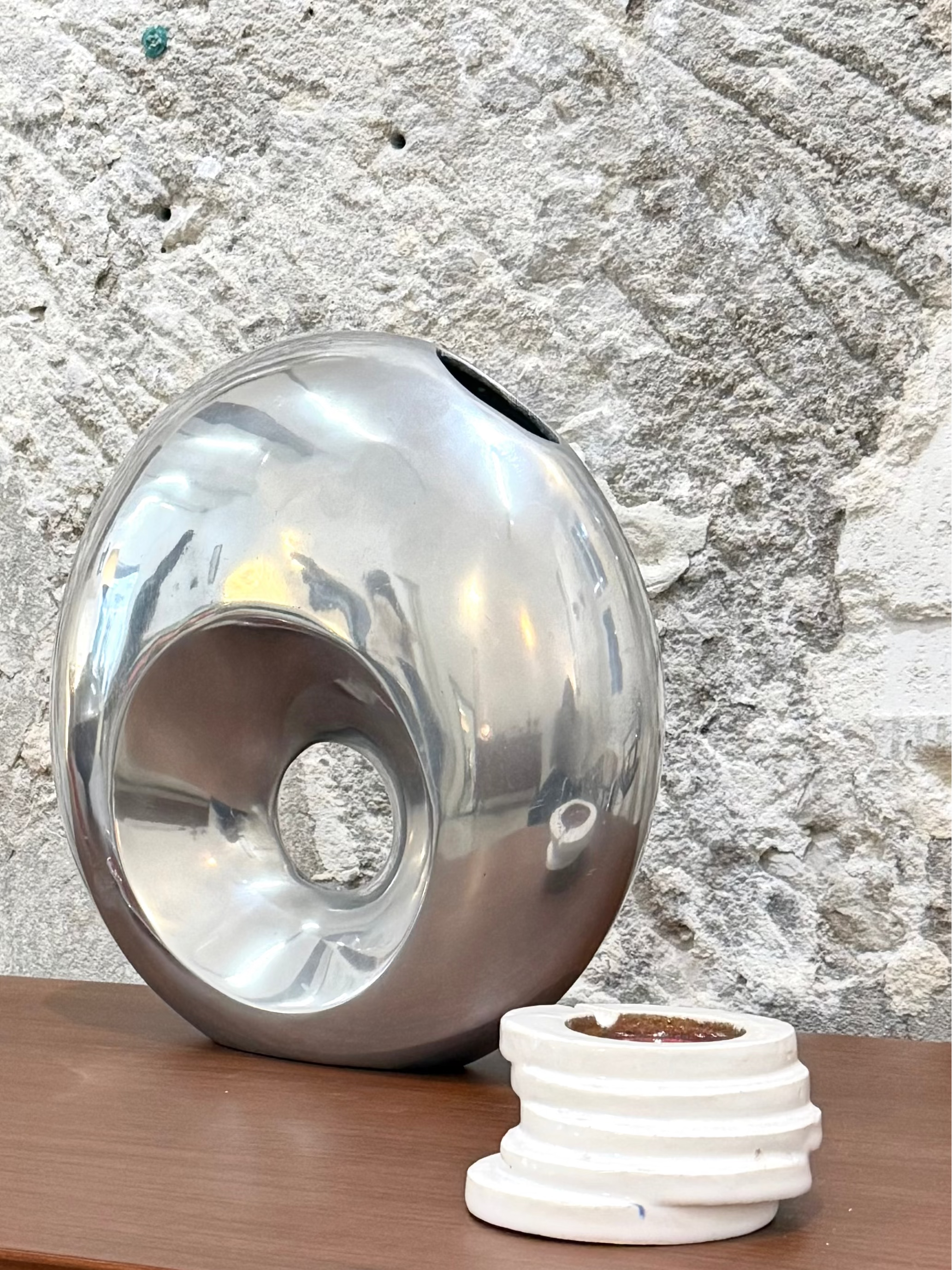 Grand vase rond "donut", Space age, 1970-1980