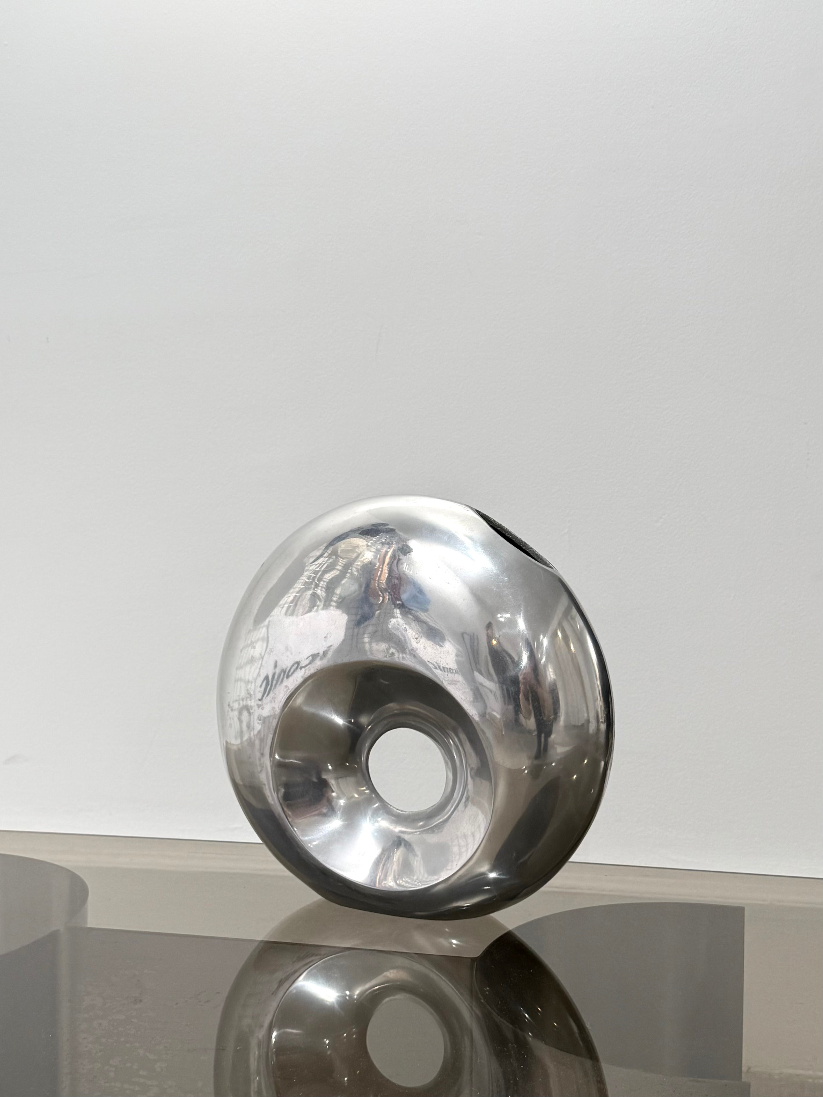 Grand vase rond "donut", Space age, 1970-1980