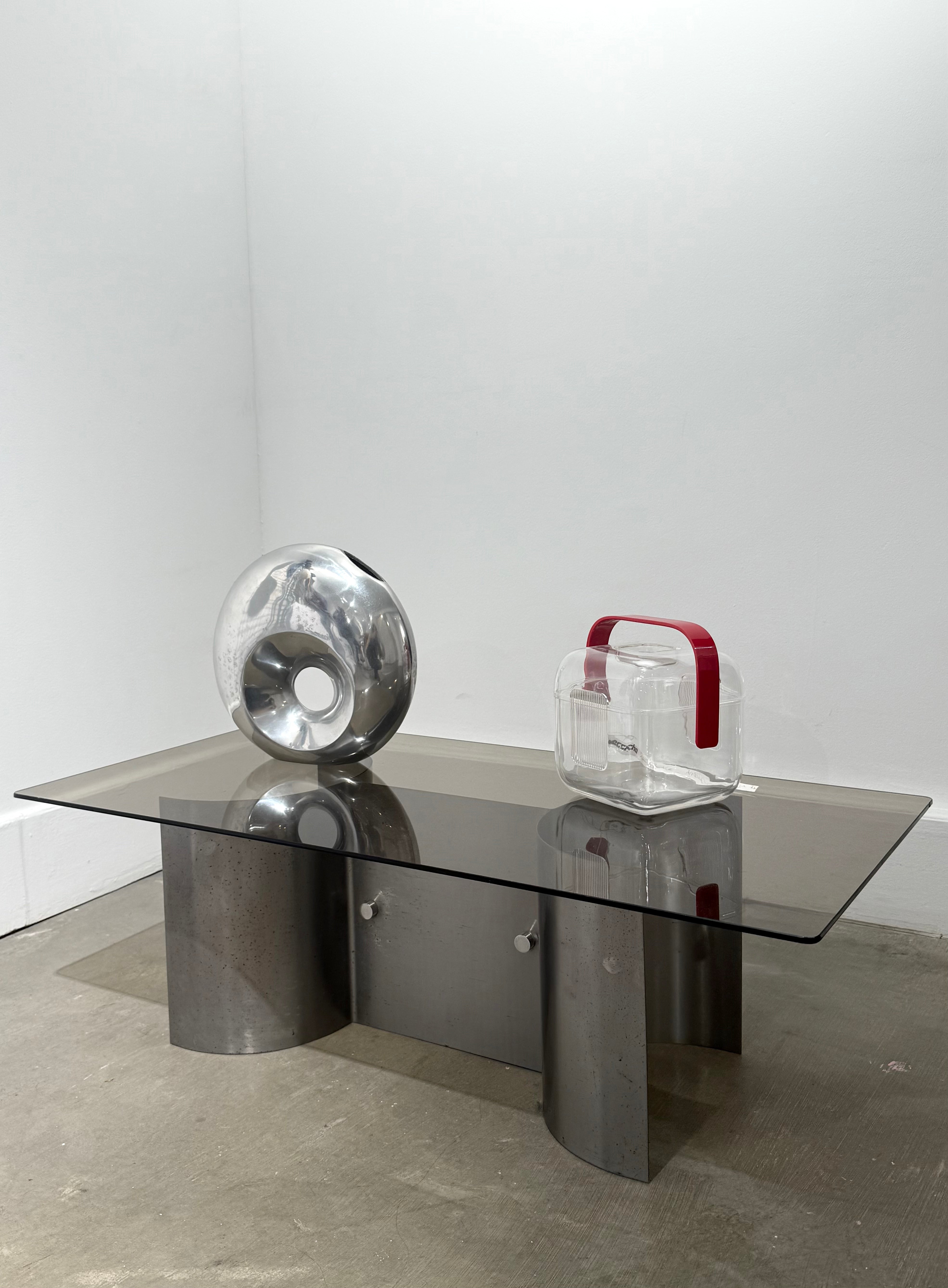 Table basse, dlg François Monnet, 1970s