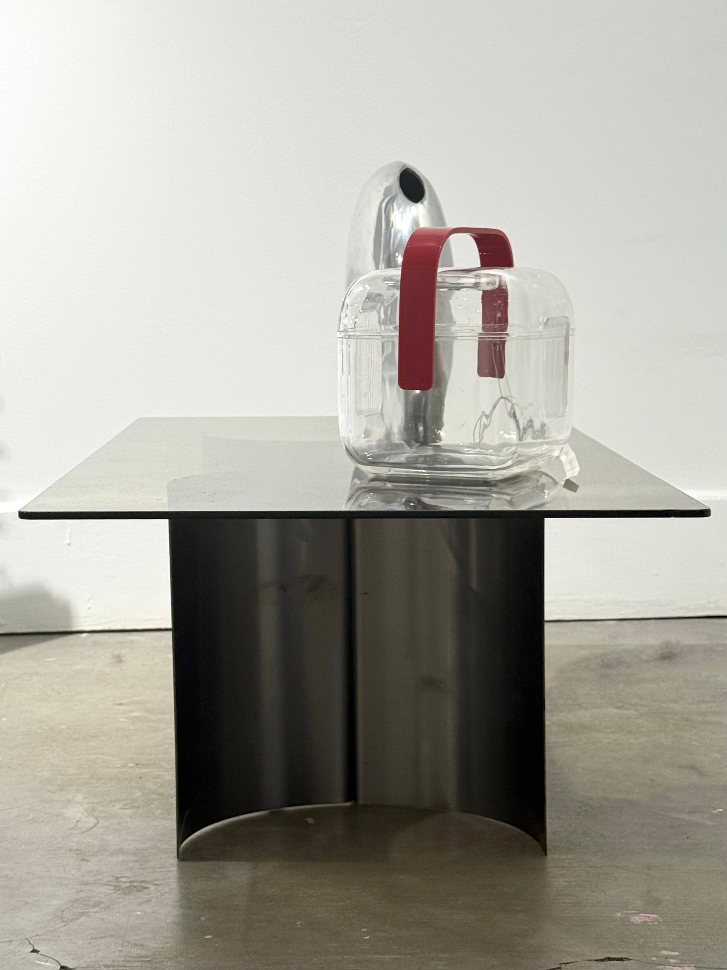 Table basse, dlg François Monnet, 1970s