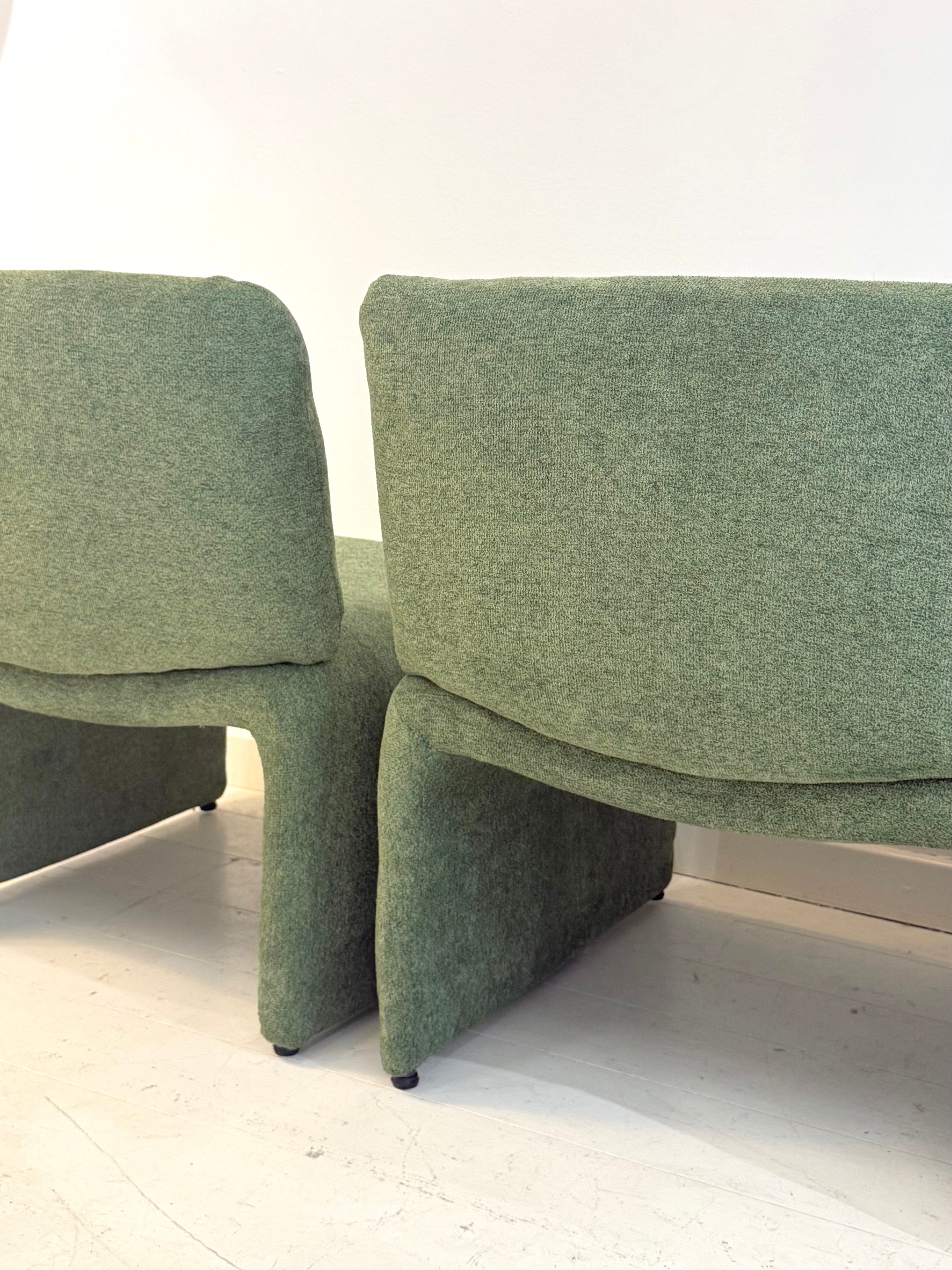 Chauffeuse verte en velours, 1970s