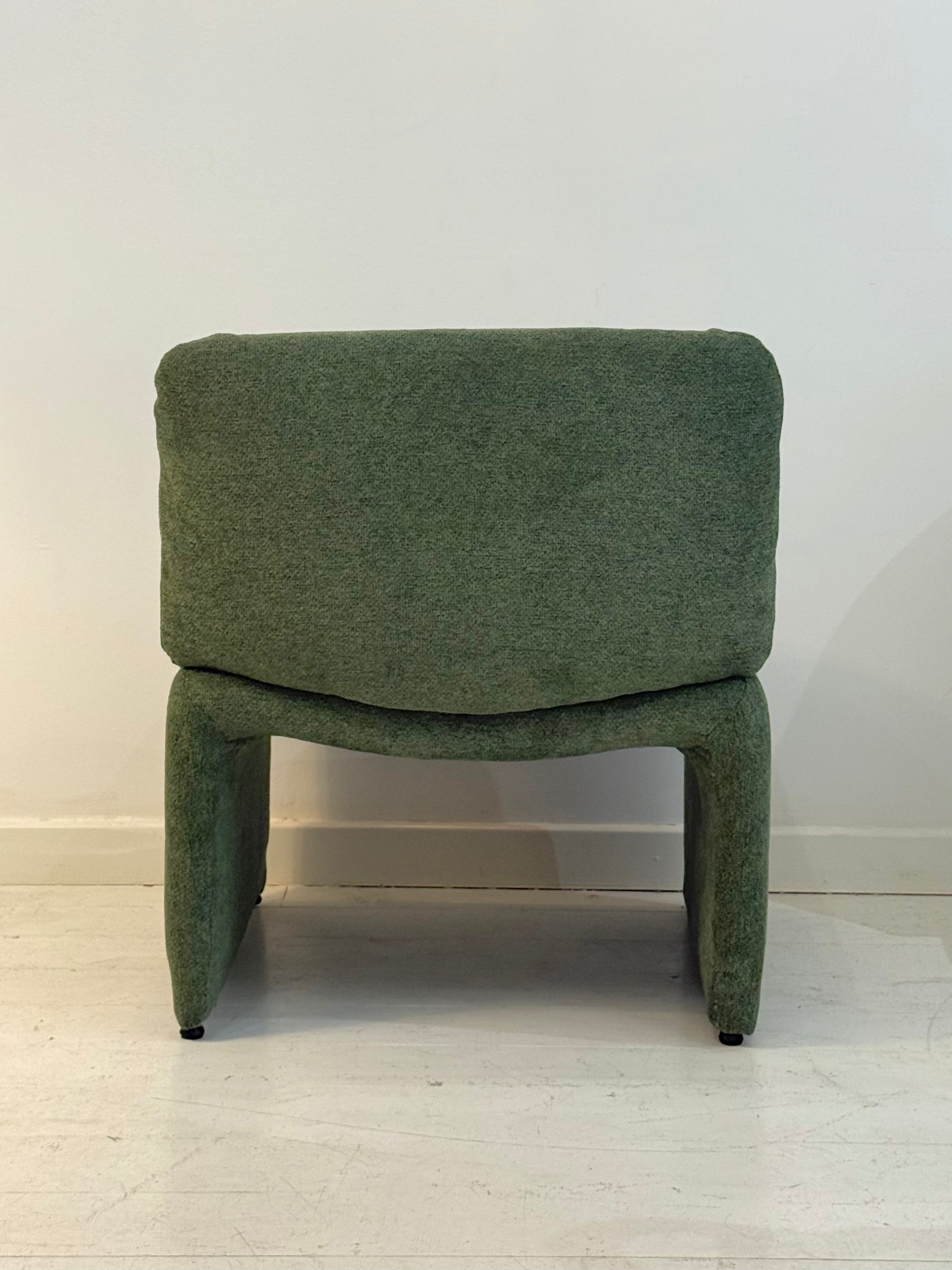 Chauffeuse verte en velours, 1970s