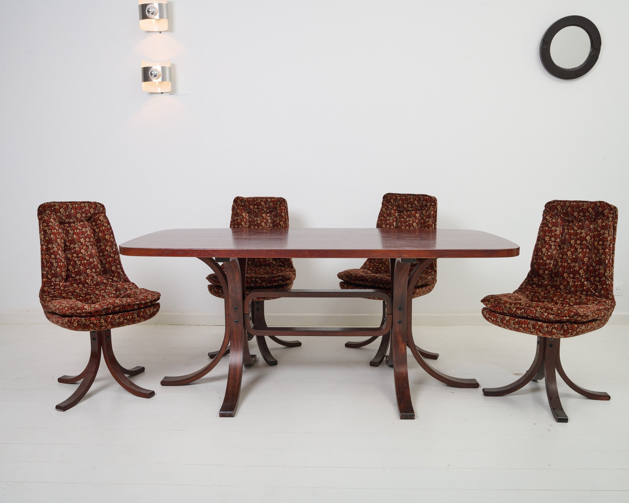 Table à manger scandinave, 1970s