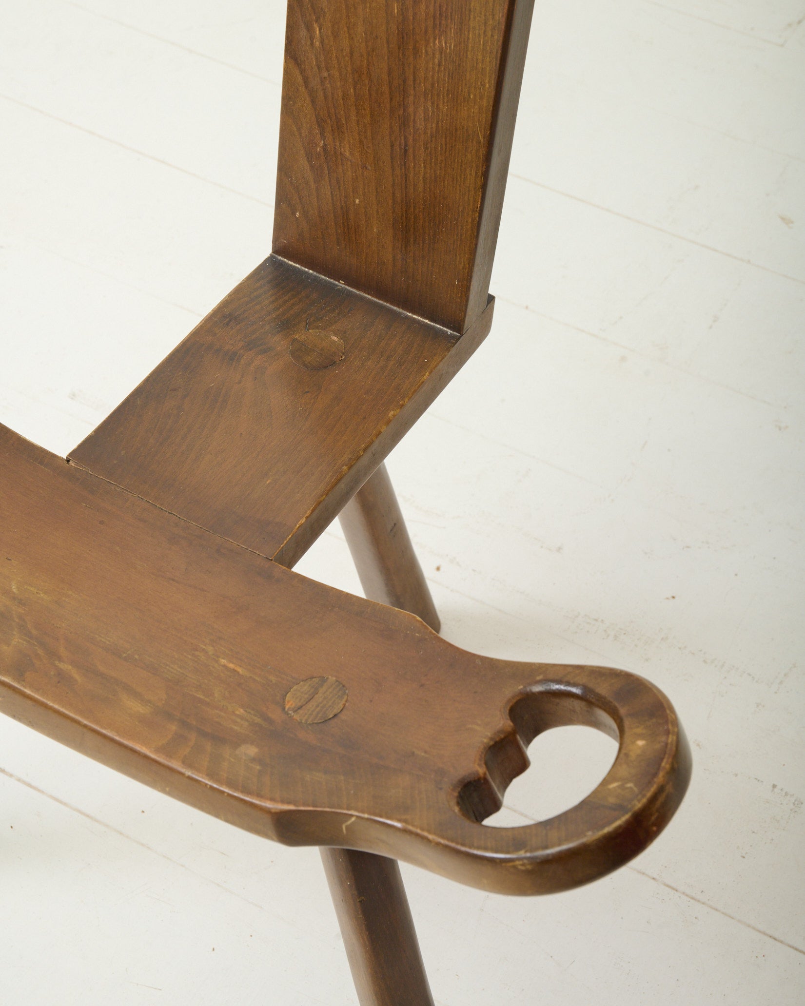 Chaise tripode brutaliste, 1970s