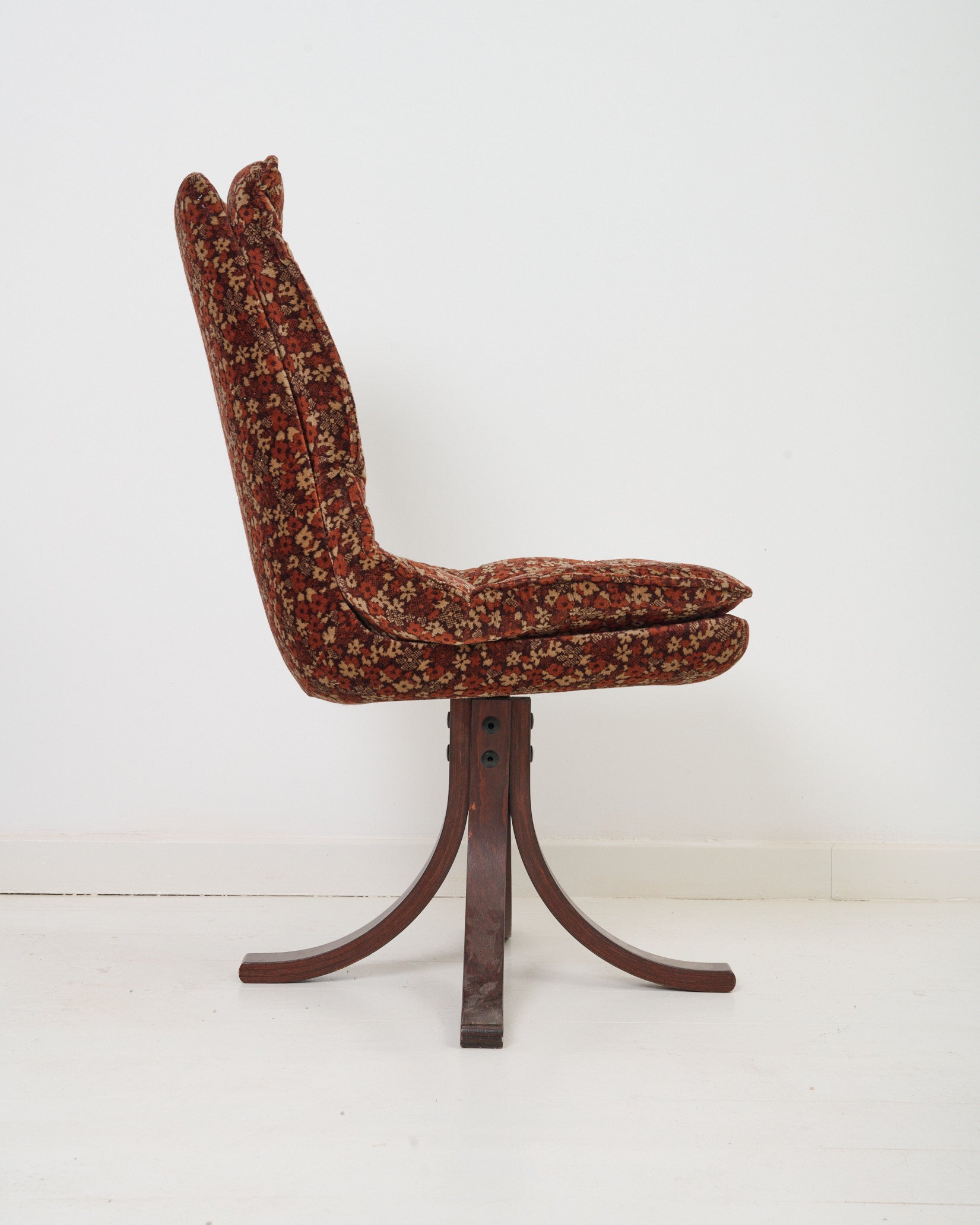 Chaises en velours (4), 1970s