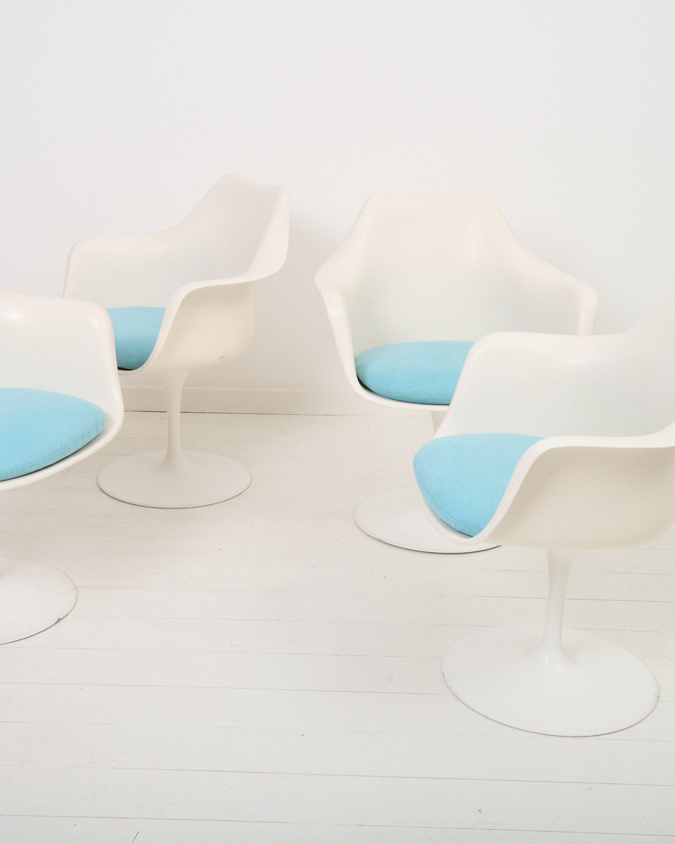 Paire de fauteuils "Tulip" (1 sur 2),  Eero Saarinen, Knoll international
