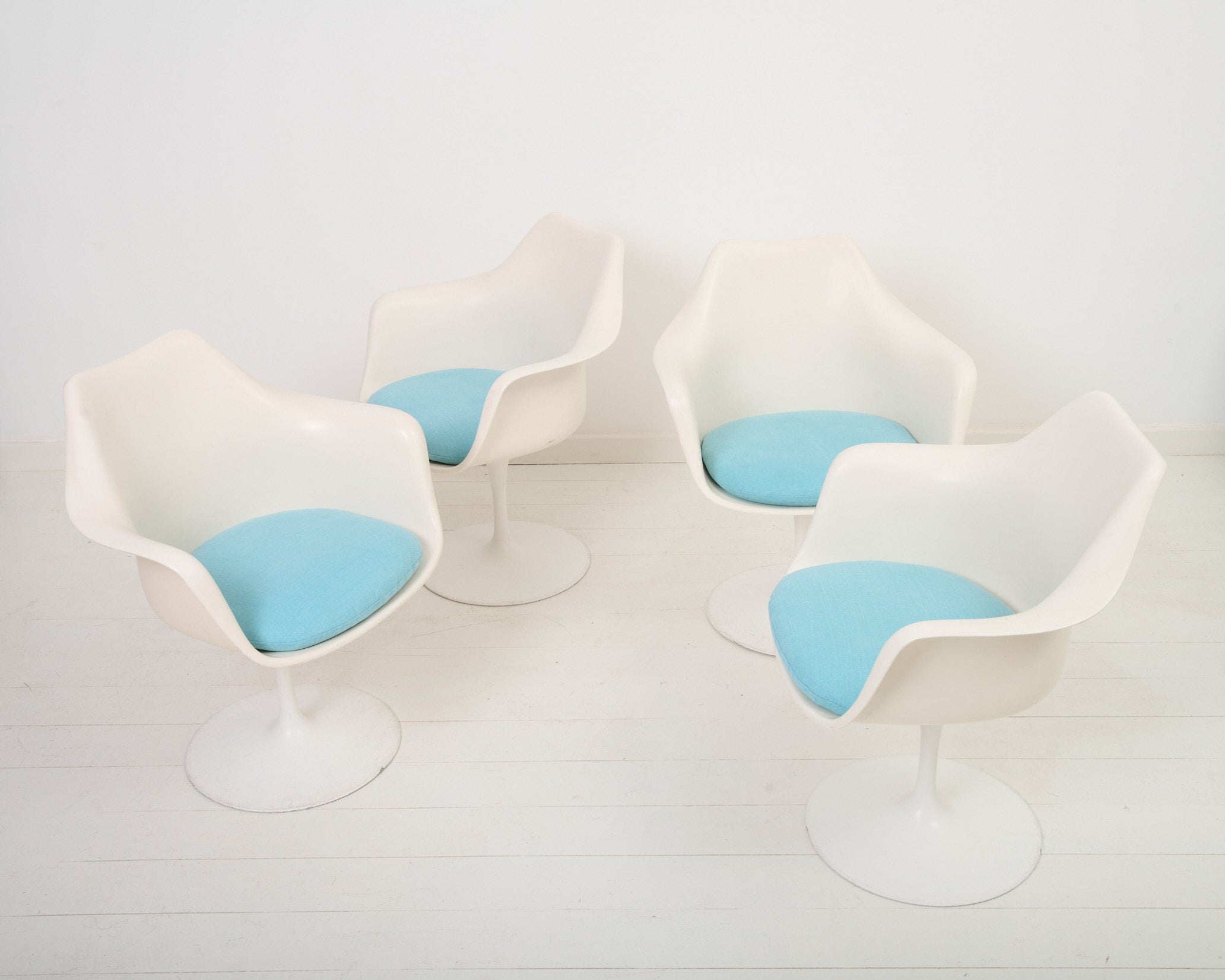 Paire de fauteuils "Tulip" (1 sur 2),  Eero Saarinen, Knoll international