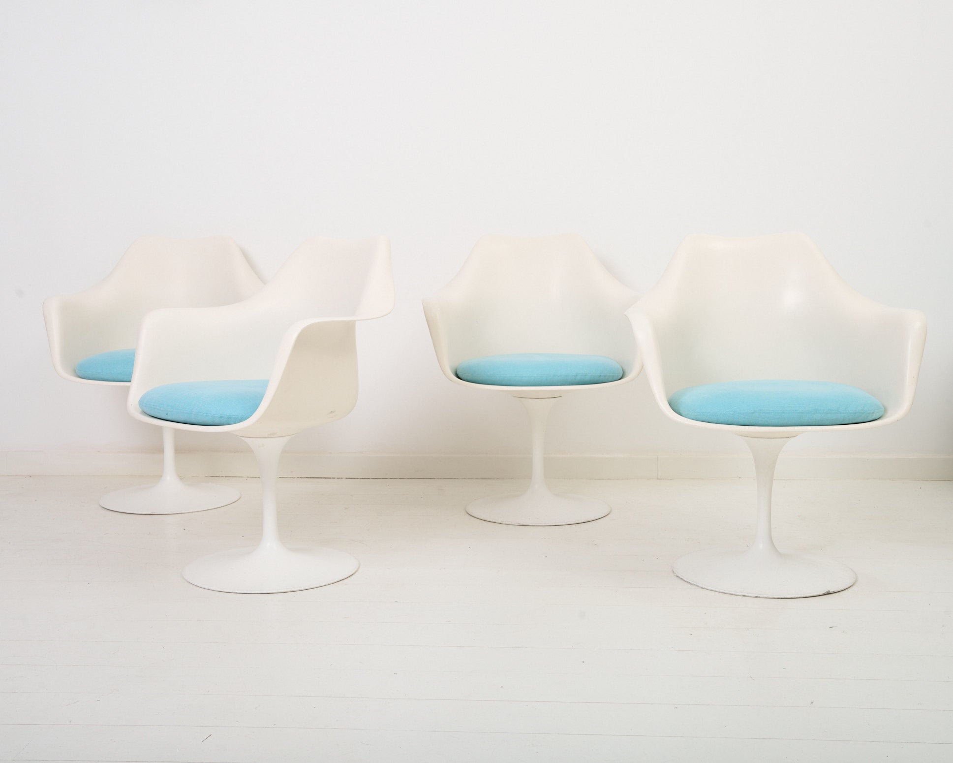 Paire de fauteuils "Tulip" (1 sur 2),  Eero Saarinen, Knoll international