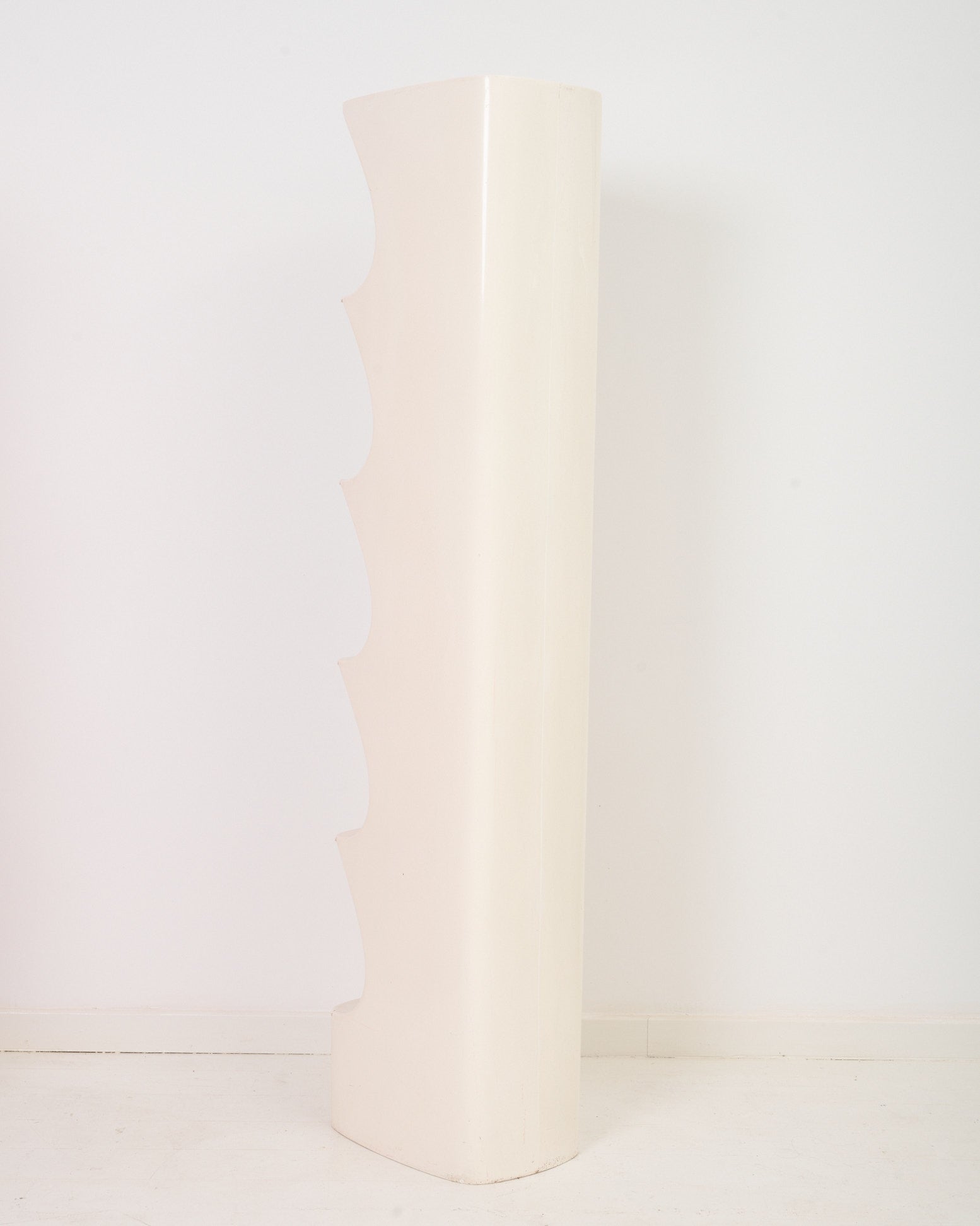 Colonne "Totem" blanc, Valeric Doubroucinskis, Rodier 1970s
